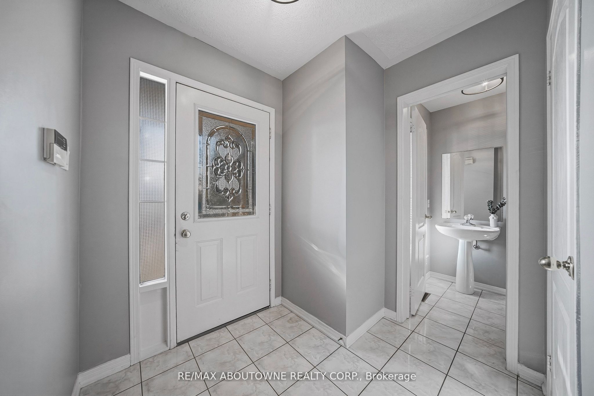 23 Arabia Gate, Brampton, ON L6R 2N9 photo 3