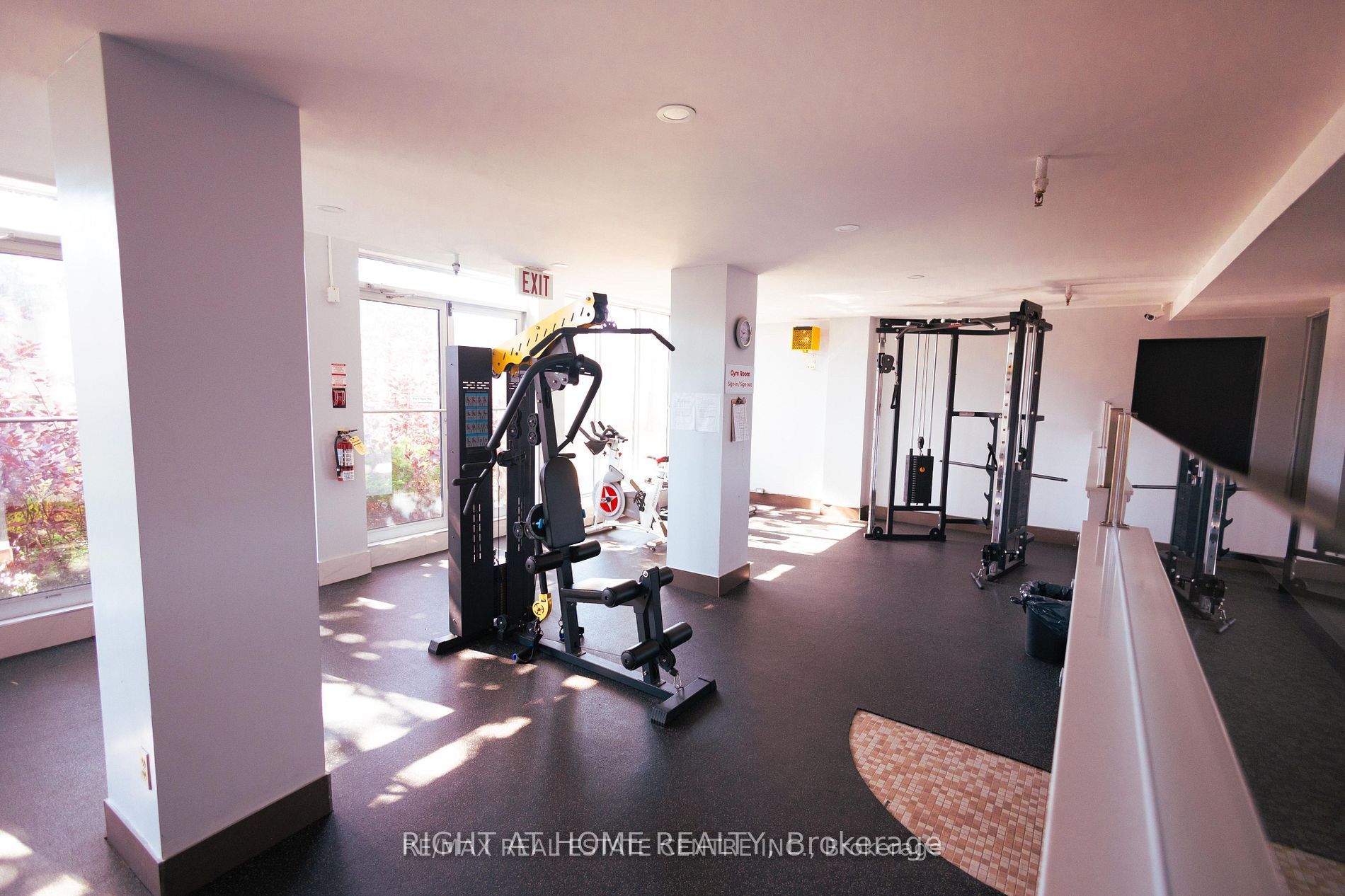 3025 The credit woodlands Drive 109, Mississauga, ON L5C 2V3 photo 4