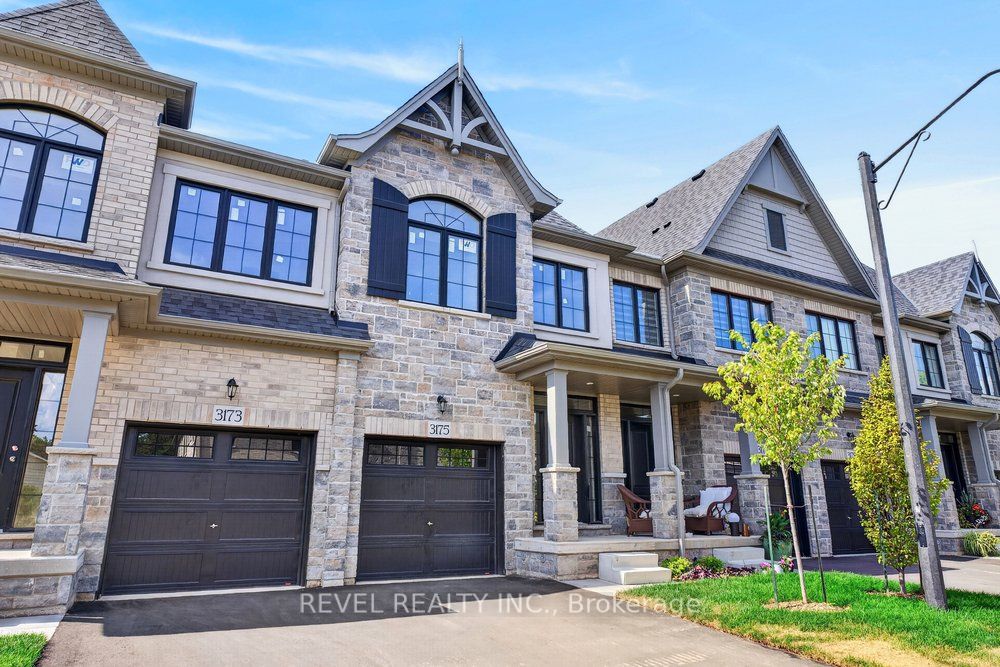 3175 Maplehill Drive, Burlington, ON L7N 2W3 photo 2