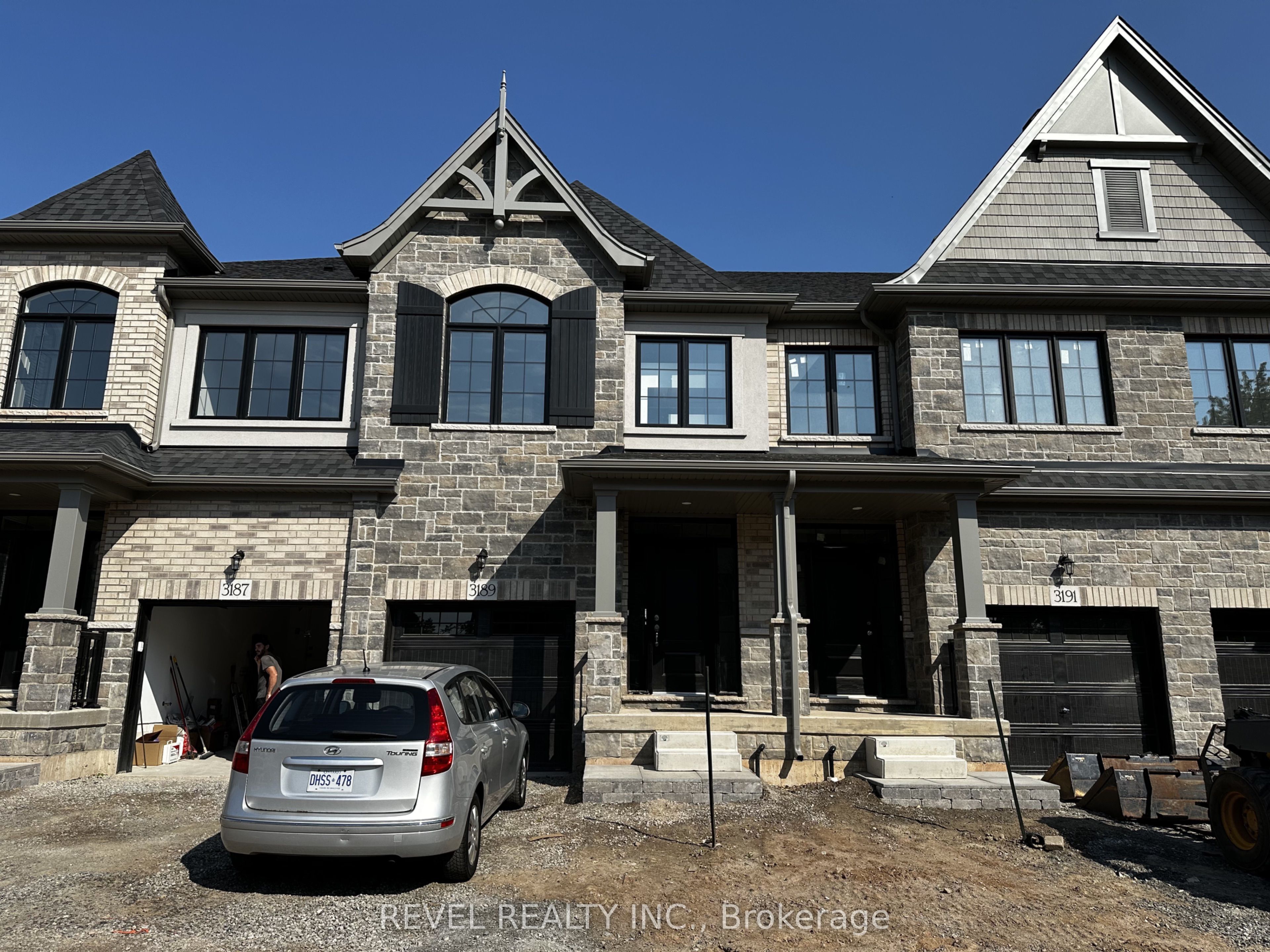 3191 Maplehill Drive, Burlington, ON L7N 2W3 photo 2
