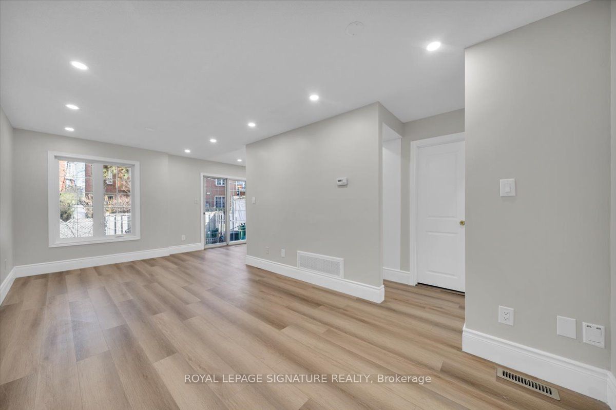6950 Tenth Line W 29, Mississauga, ON L5N 6Y1 photo 5