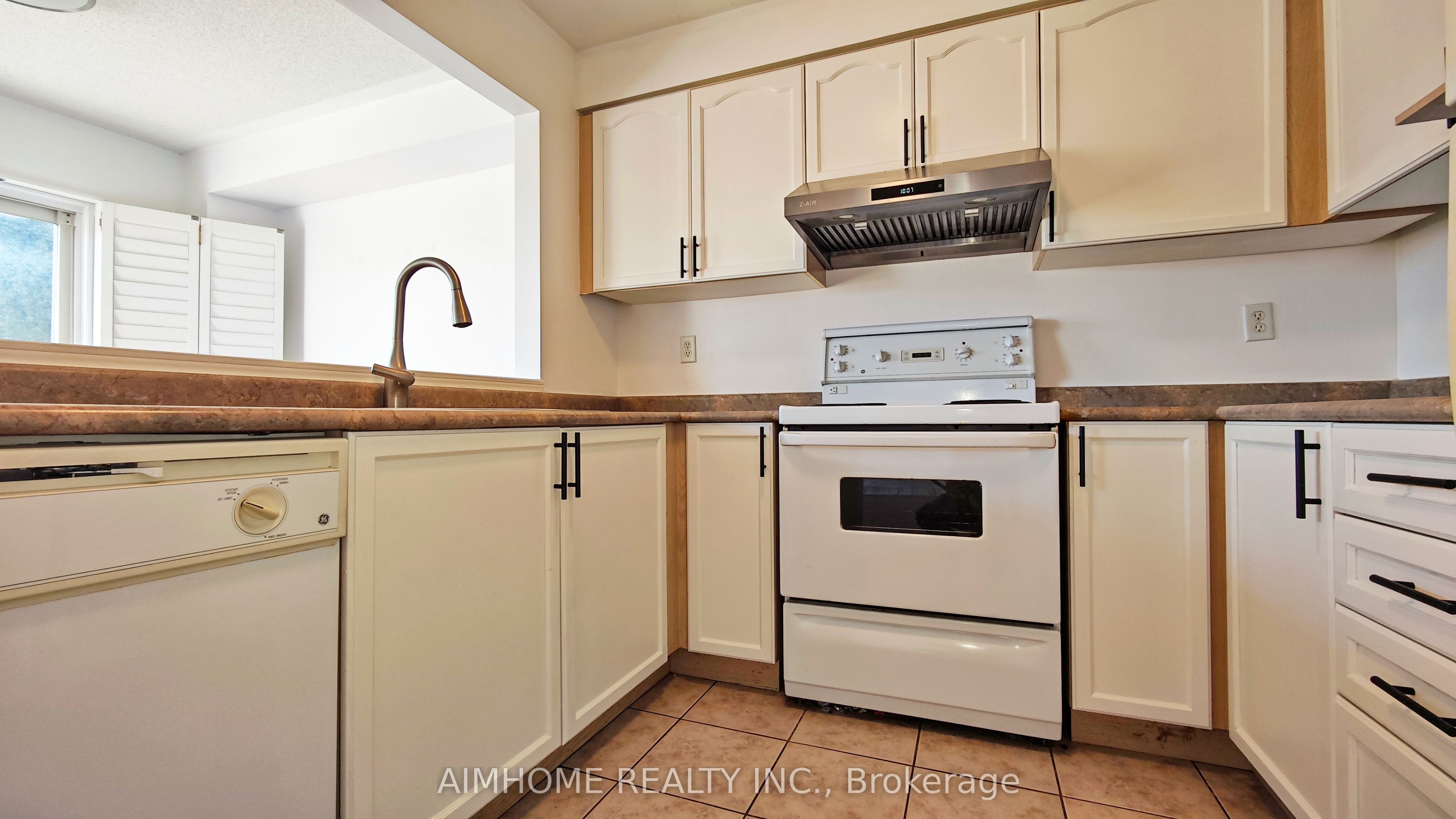 340 KITTRIDGE Road, Oakville, ON L6H 7K6 photo 3