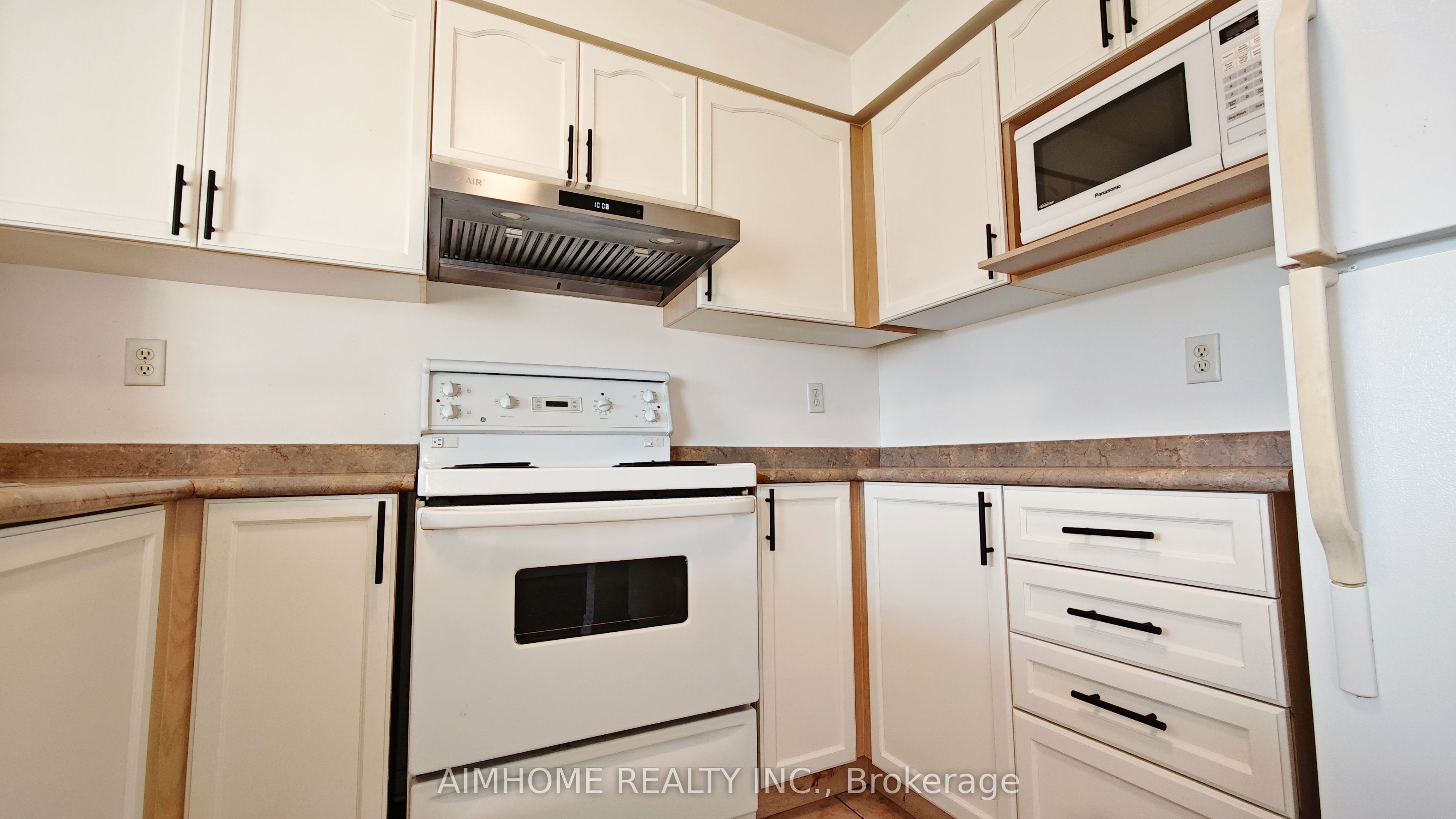 340 KITTRIDGE Road, Oakville, ON L6H 7K6 photo 4