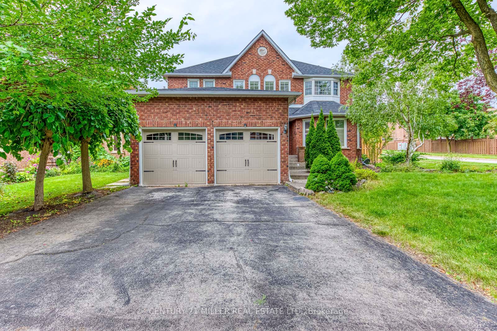1351 Fieldcrest Lane #Lower, Oakville, ON L6M 2W8
