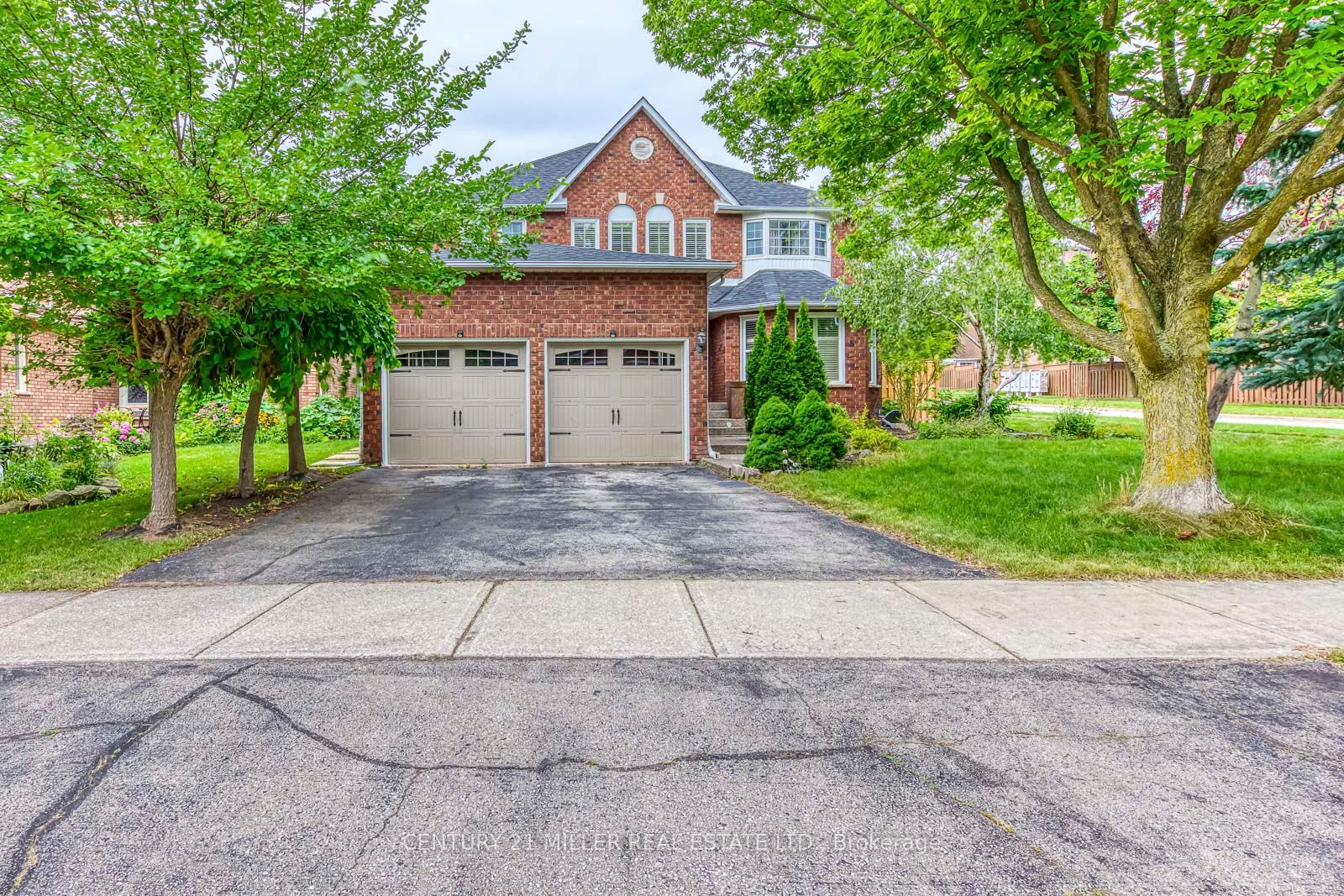 1351 Fieldcrest Lane #Lower, Oakville, ON L6M 2W8 photo 2