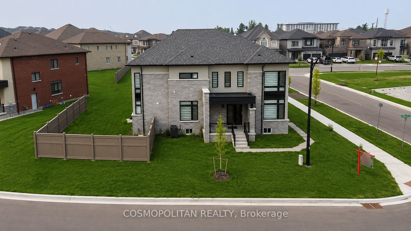 1 Icon Street, Brampton, ON L6R 4G1 photo 2