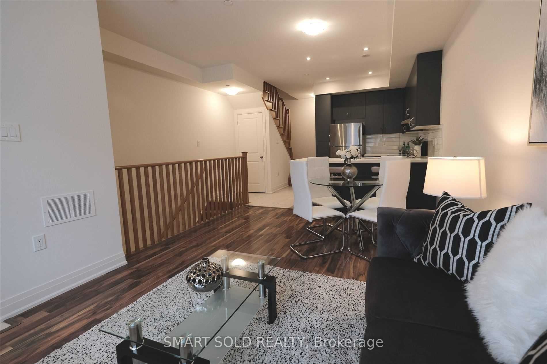 1155 straud Lane 4, Mississauga, ON L5J 0B3 photo 4