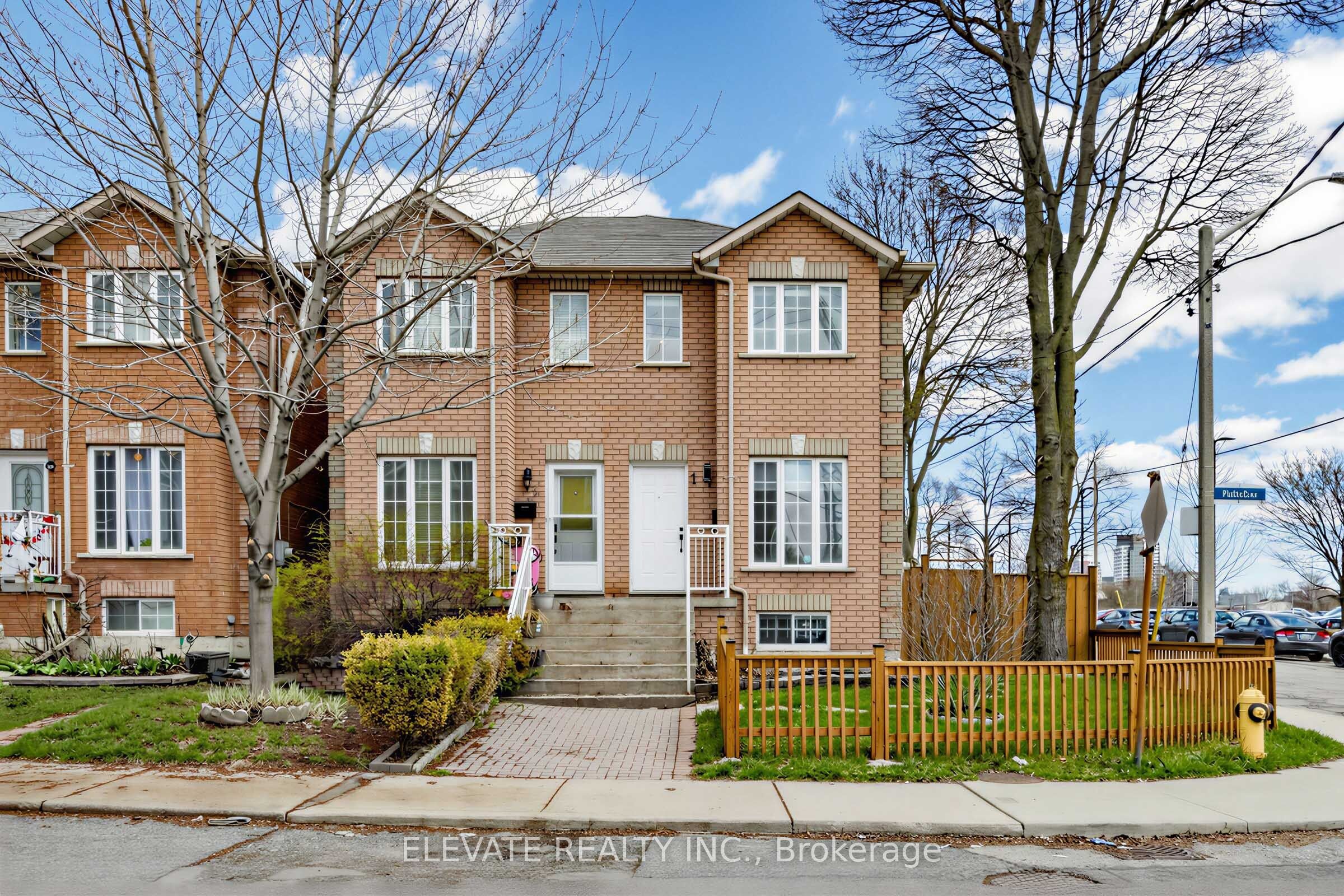 1 Mulock Avenue, Toronto, ON M6N 3C3 photo 2