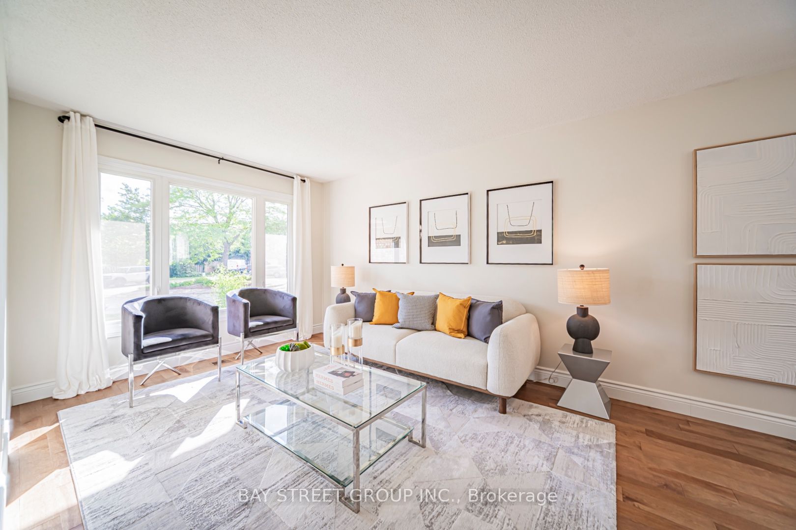 29 Roslo Court, Oakville, ON L6H 4S1 photo 4
