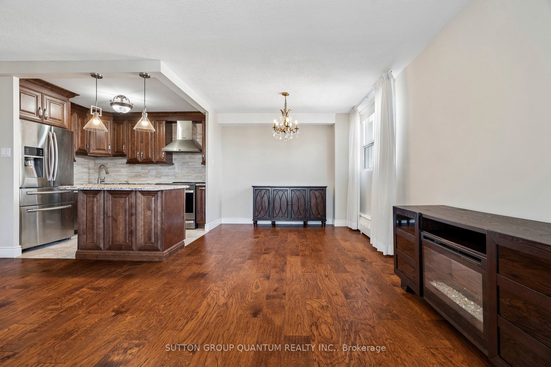 2345 Confederation Parkway 802, Mississauga, ON L5B 2H3 photo 5