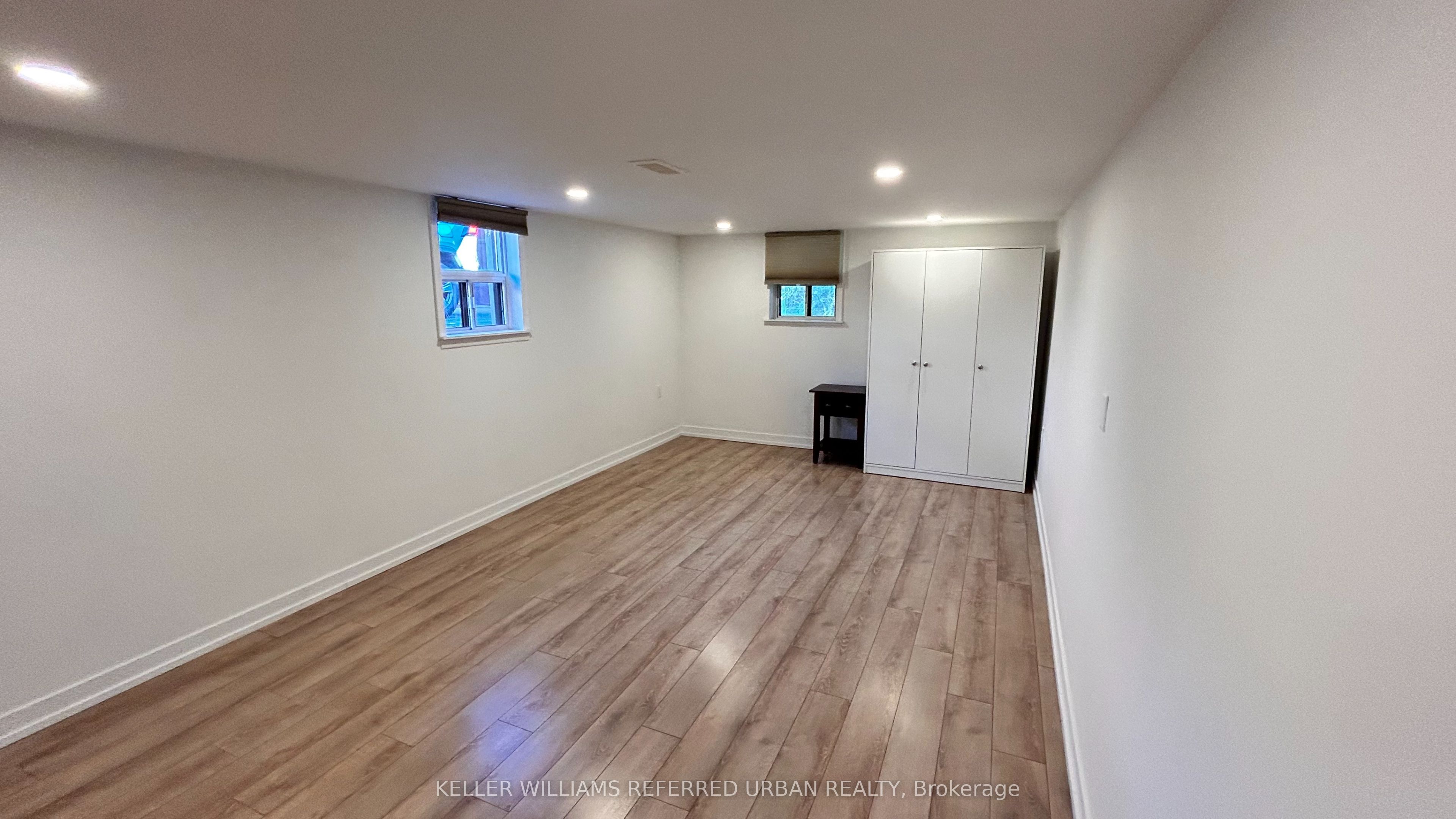 7 Ashmore Avenue Lower, Toronto, ON M8Z 4C5 photo 4
