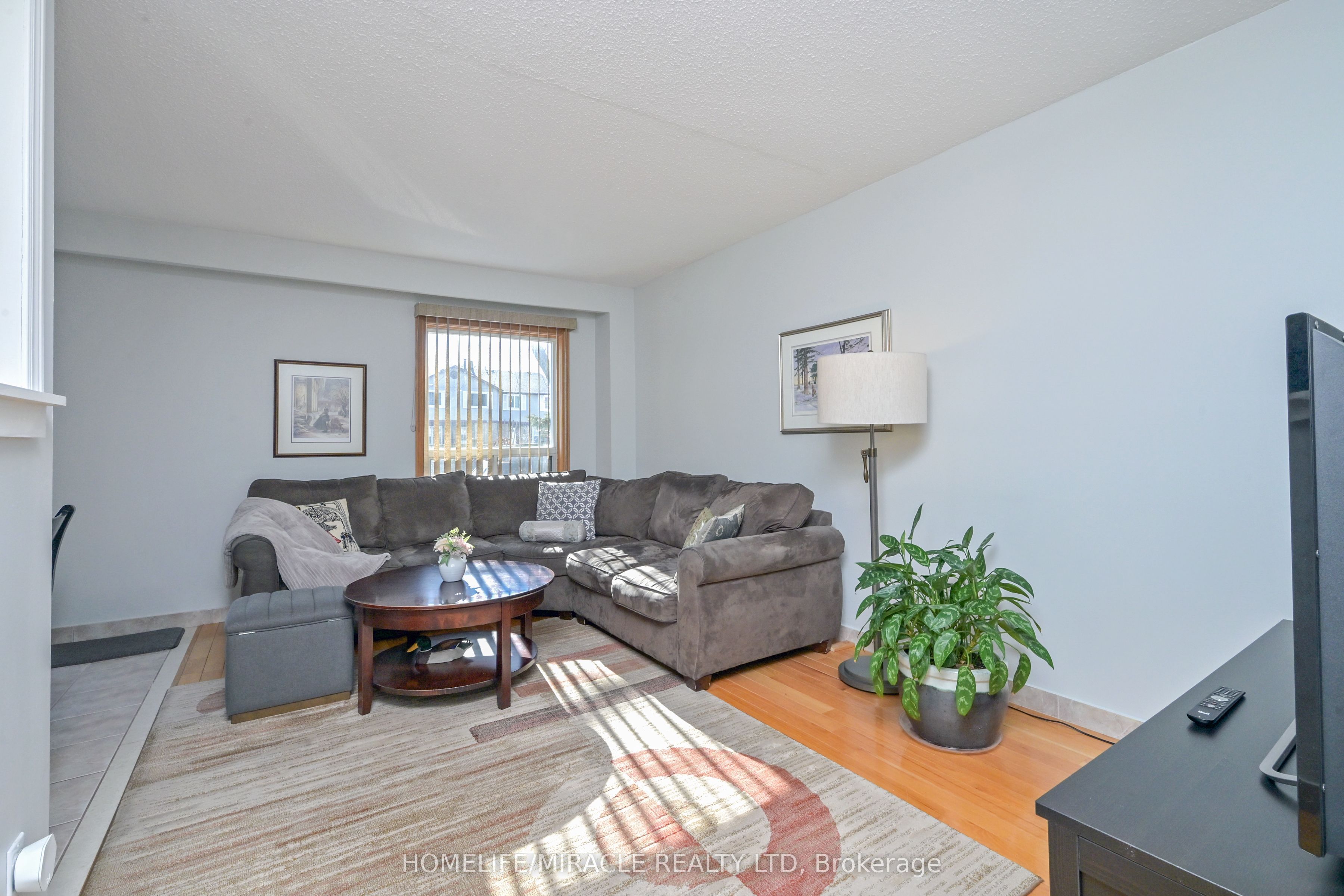 121 Falconer Drive 27, Mississauga, ON L5N 2K8 photo 4