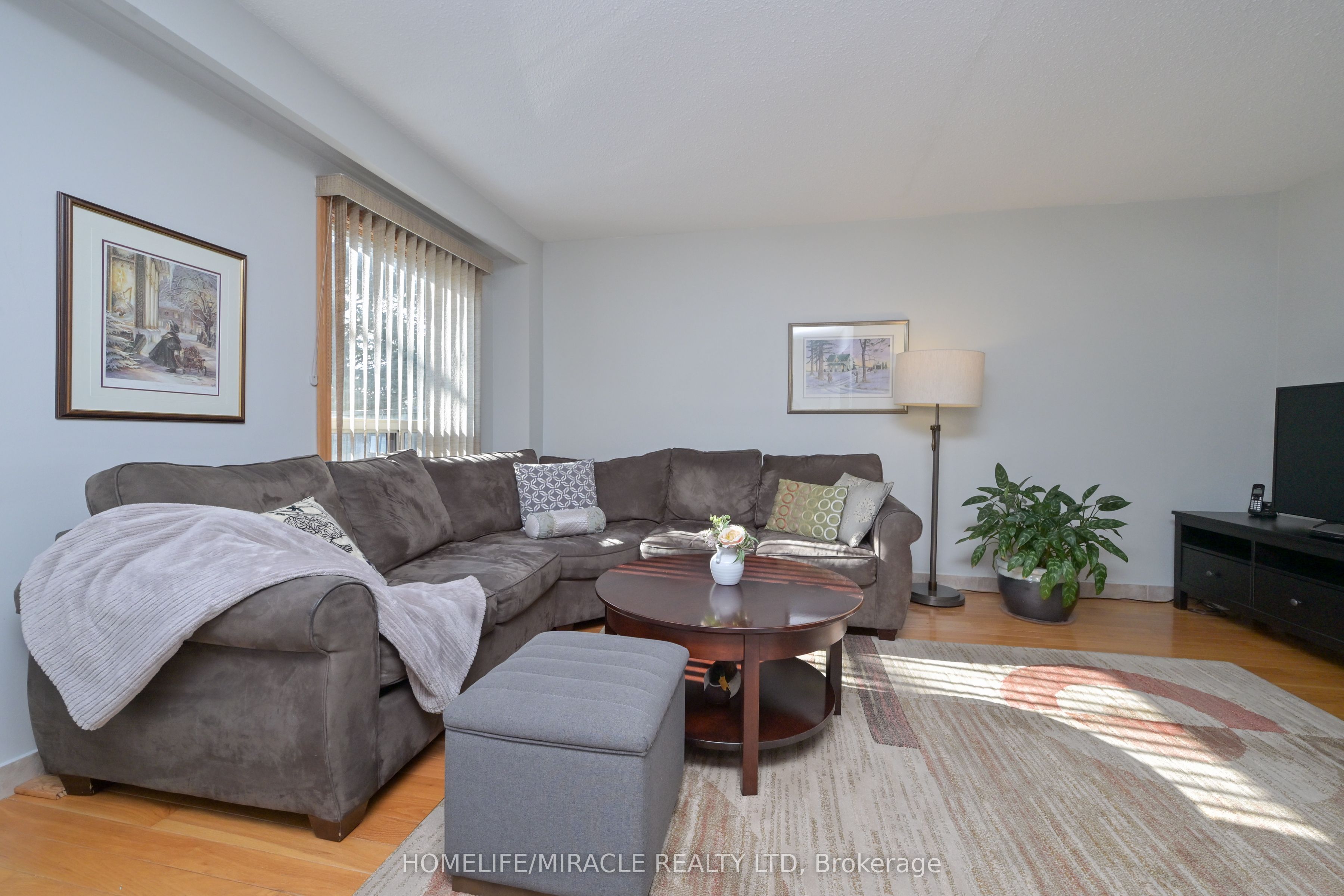 121 Falconer Drive 27, Mississauga, ON L5N 2K8 photo 5
