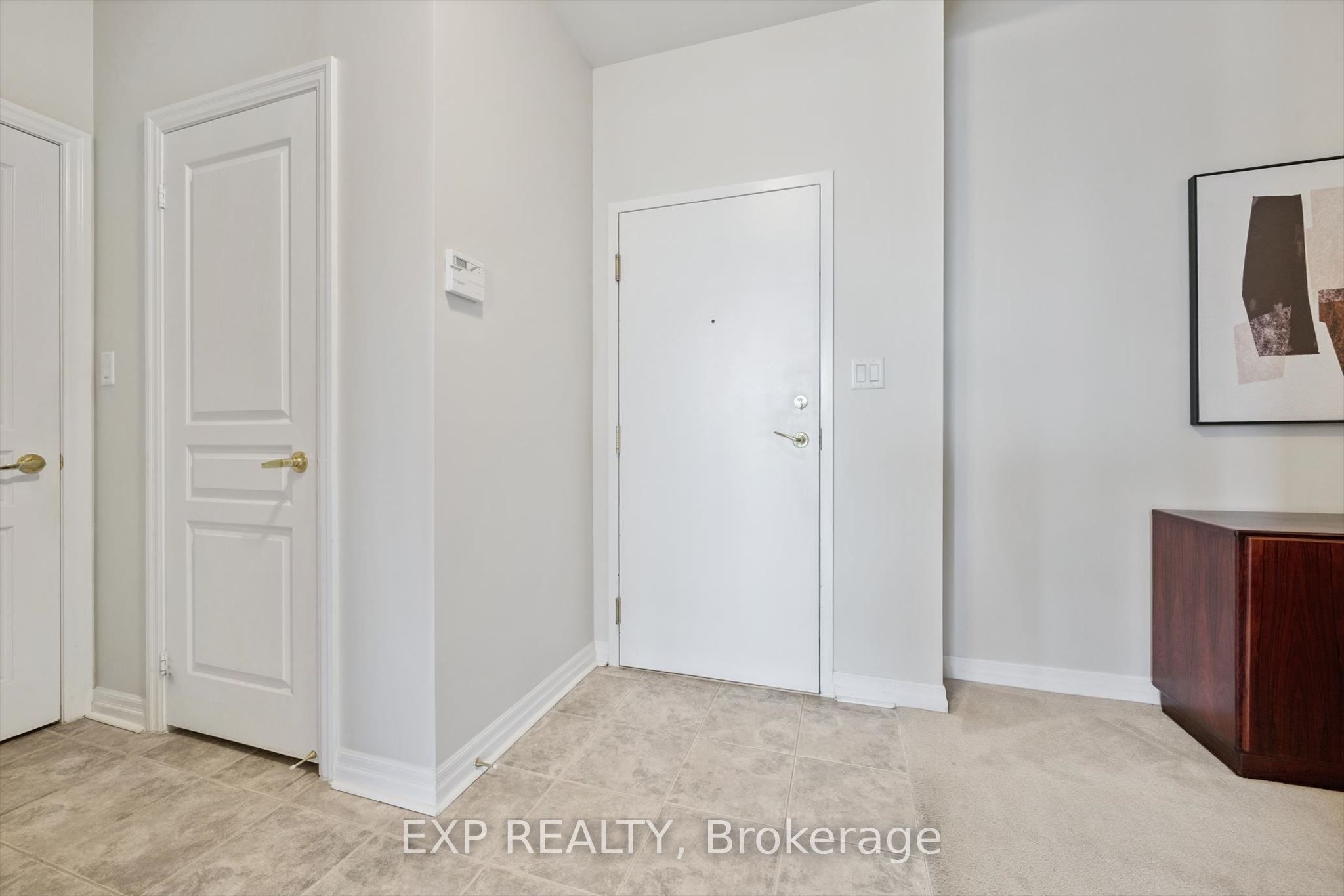 70 Port Street E 607, Mississauga, ON L5G 4V8 photo 5