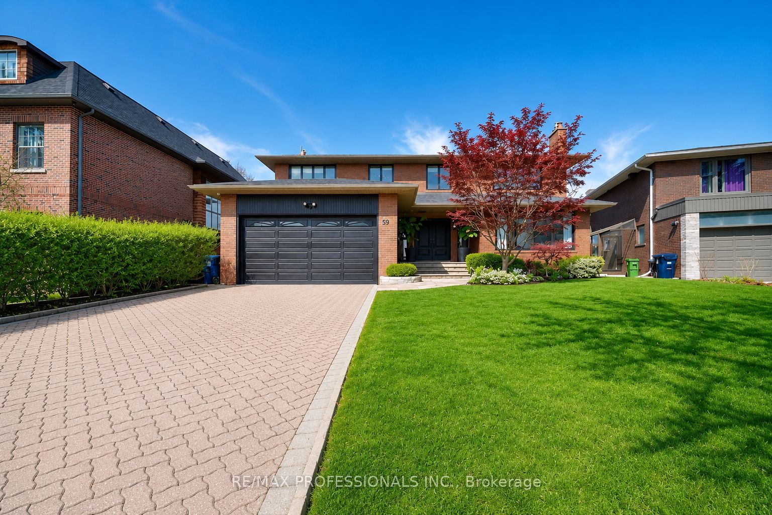 52 Courtsfield Crescent, Toronto, ON M9A 4S9 photo 2