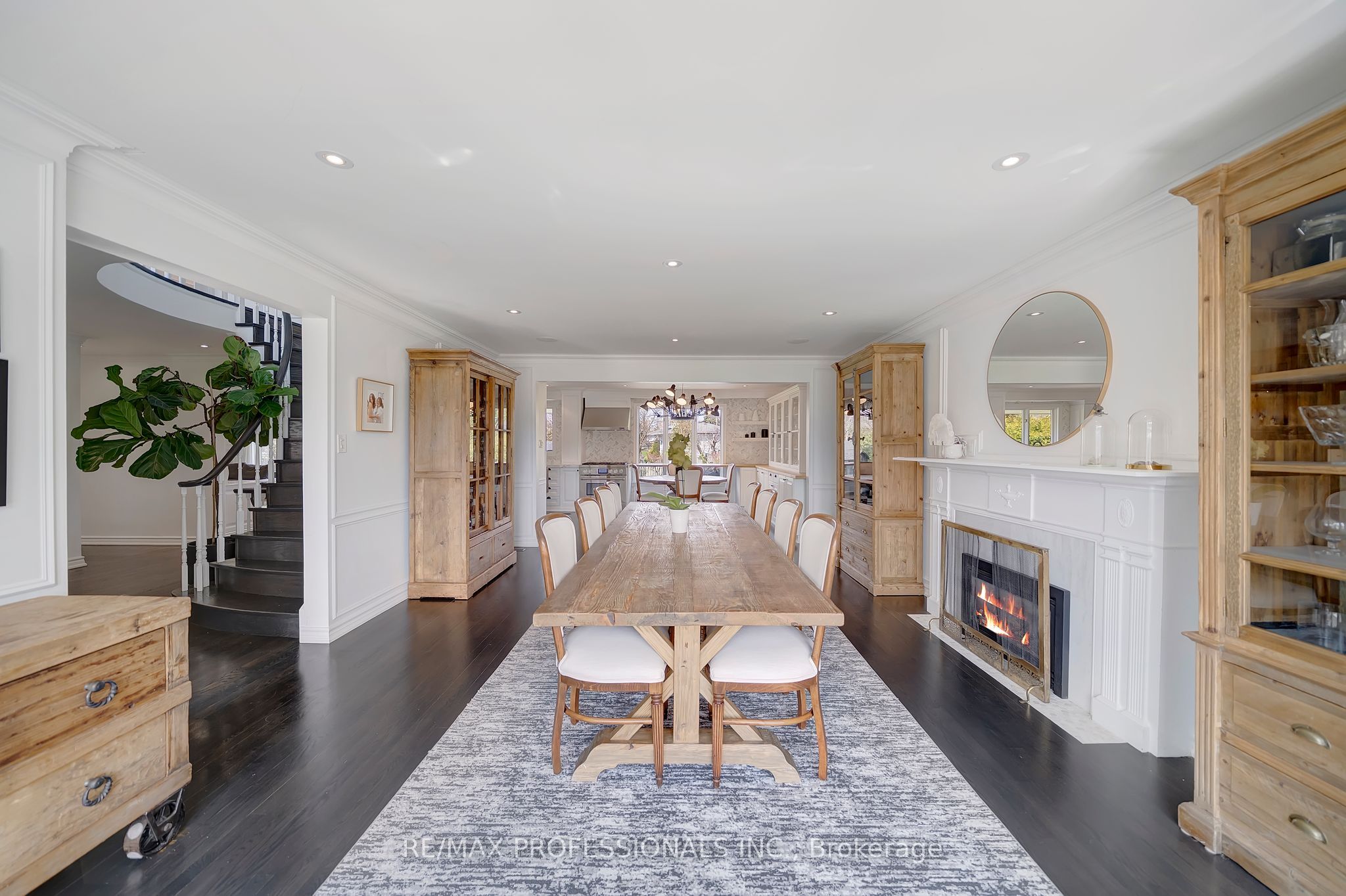 52 Courtsfield Crescent, Toronto, ON M9A 4S9 photo 5