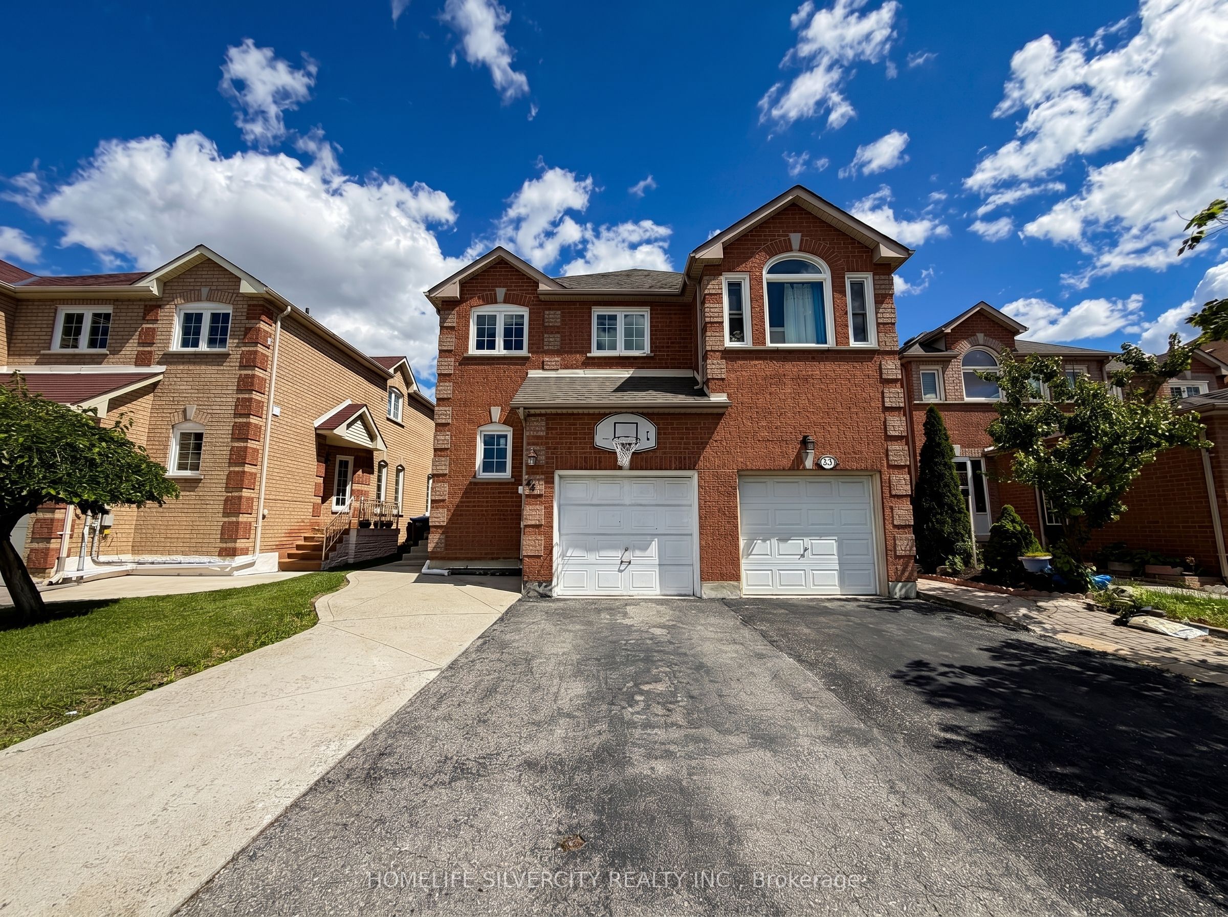 45 Piane Avenue, Brampton, ON L6Y 4X9 photo 5