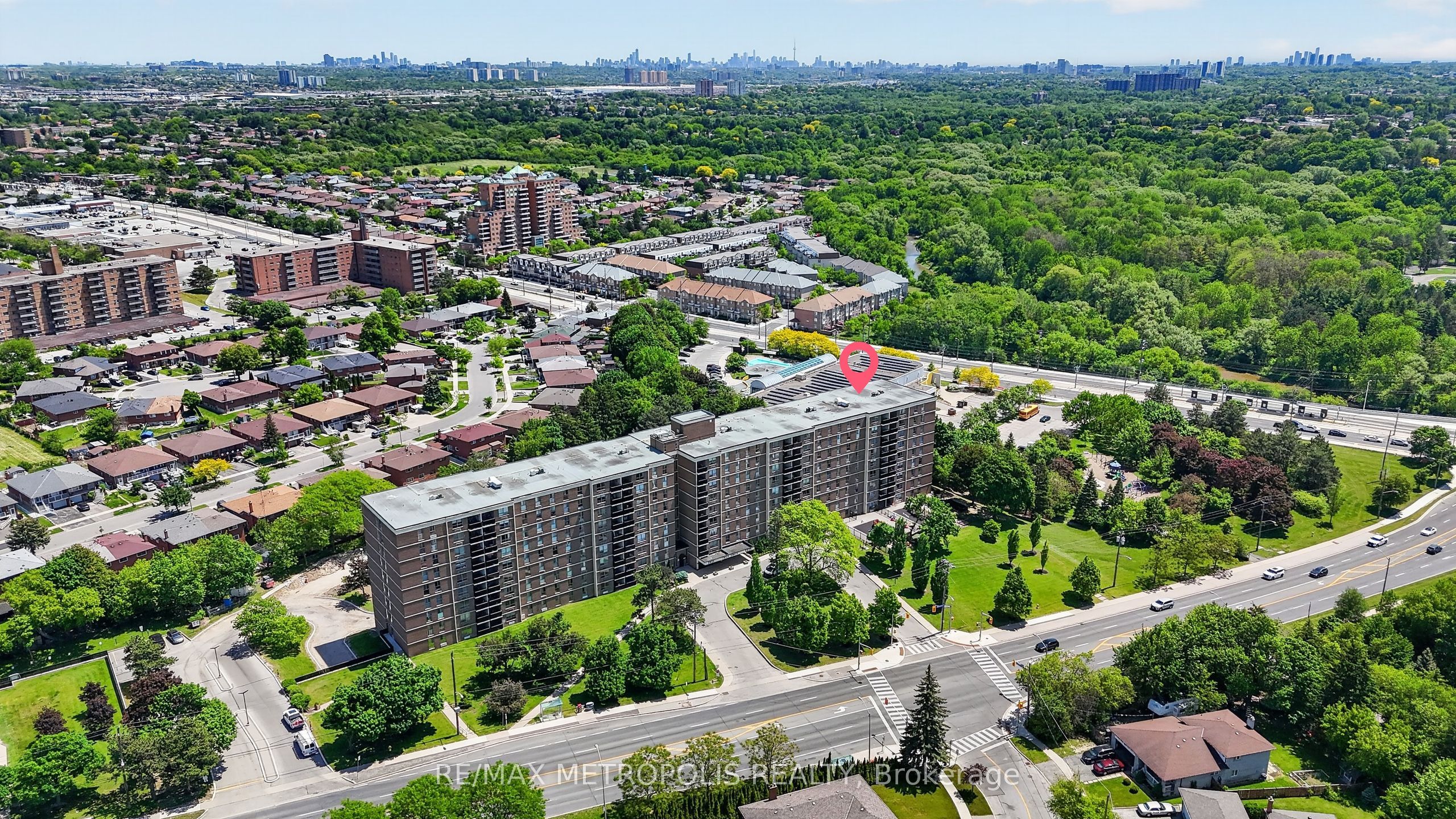 2825 Islington Avenue 104, Toronto, ON M9L 2K1 photo 5