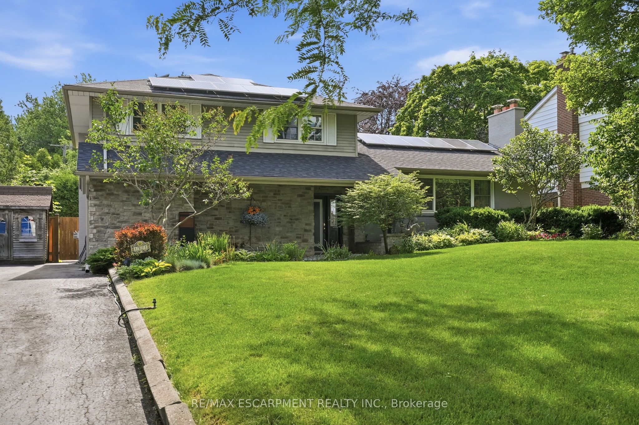 1321 Fairway Court, Burlington, ON L7P 1M5 photo 2