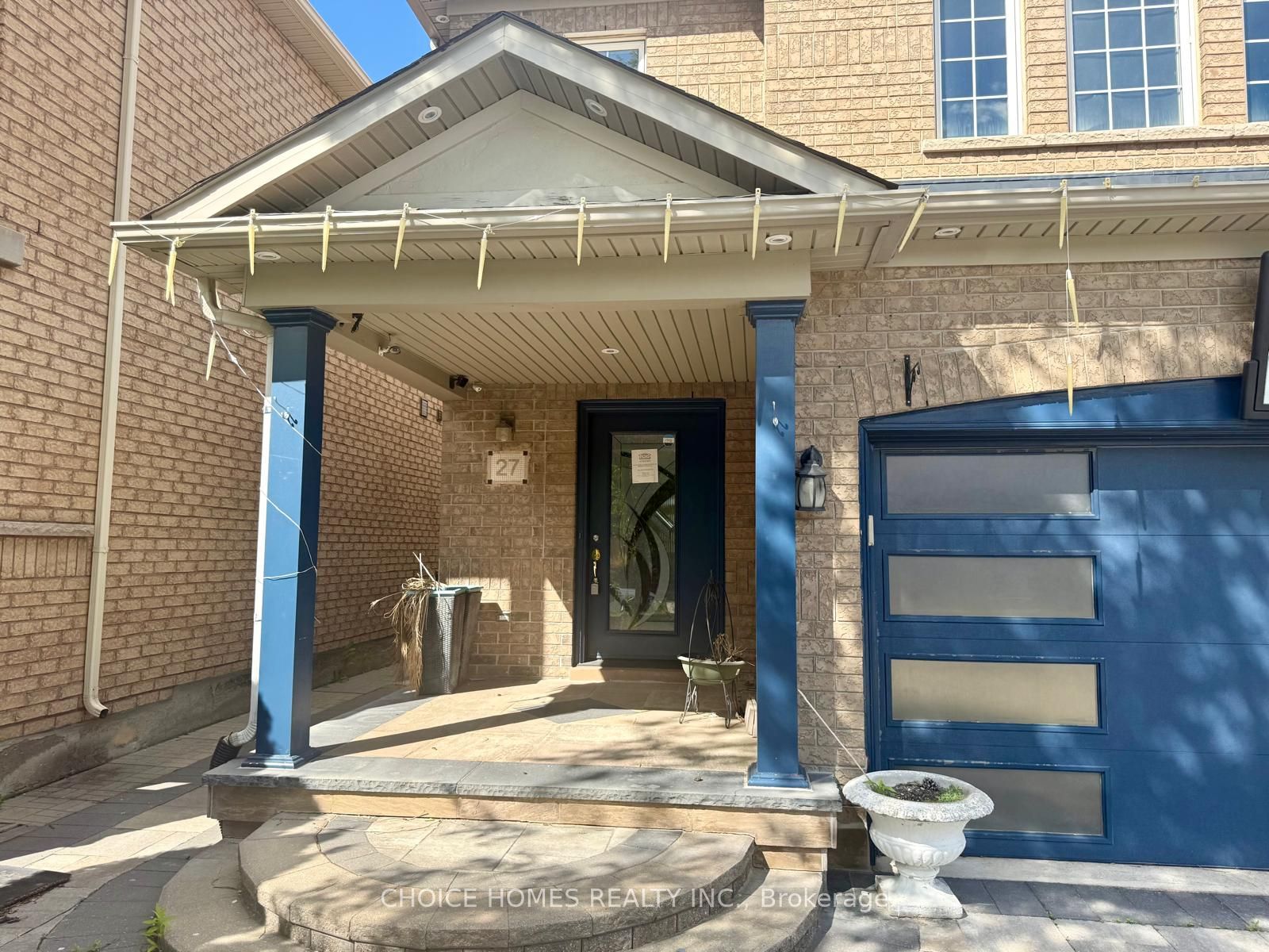 27 Savita Road, Brampton, ON L7A 3V1 photo 3