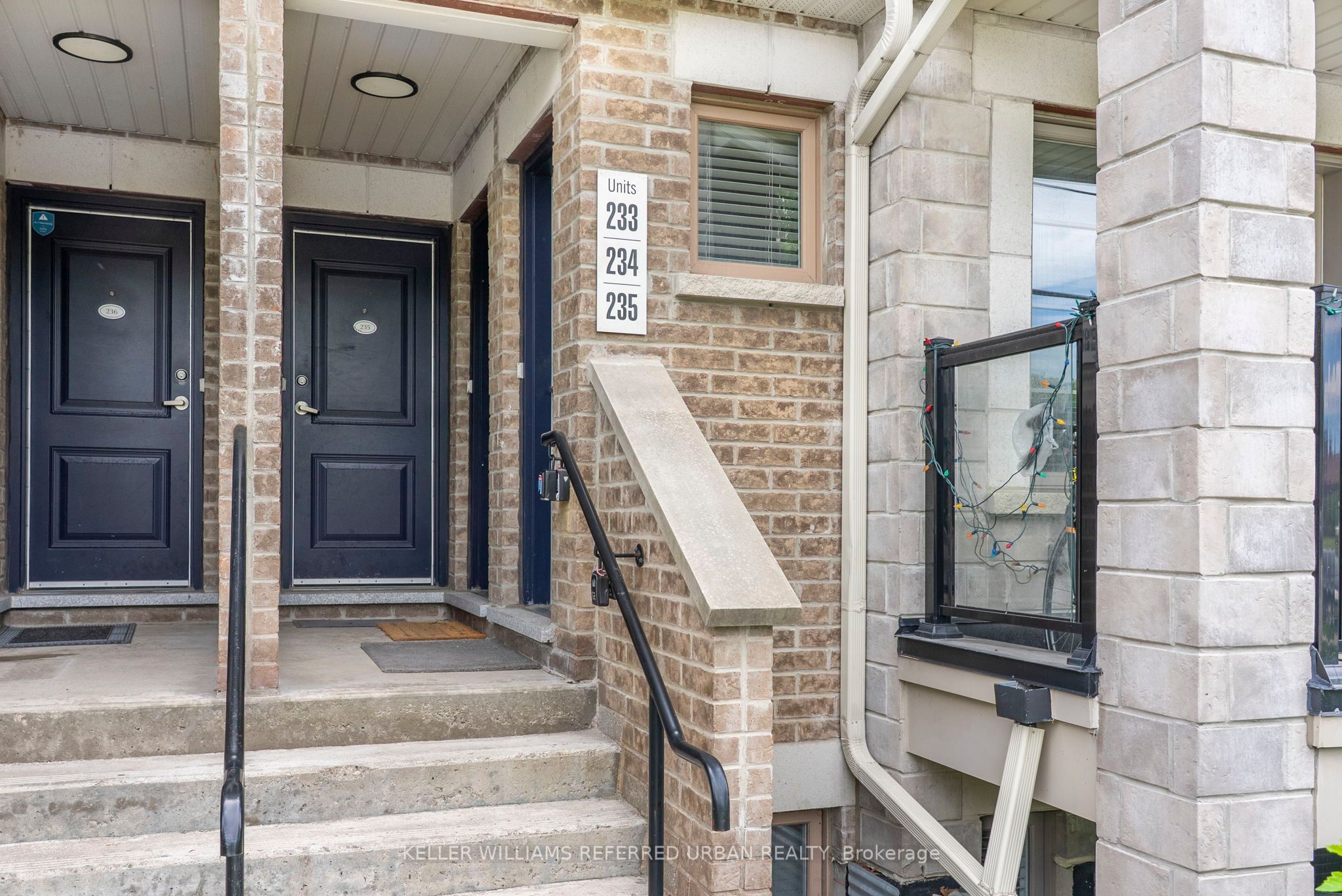 2355 Sheppard Avenue W 235, Toronto, ON M9M 1M3 photo 2
