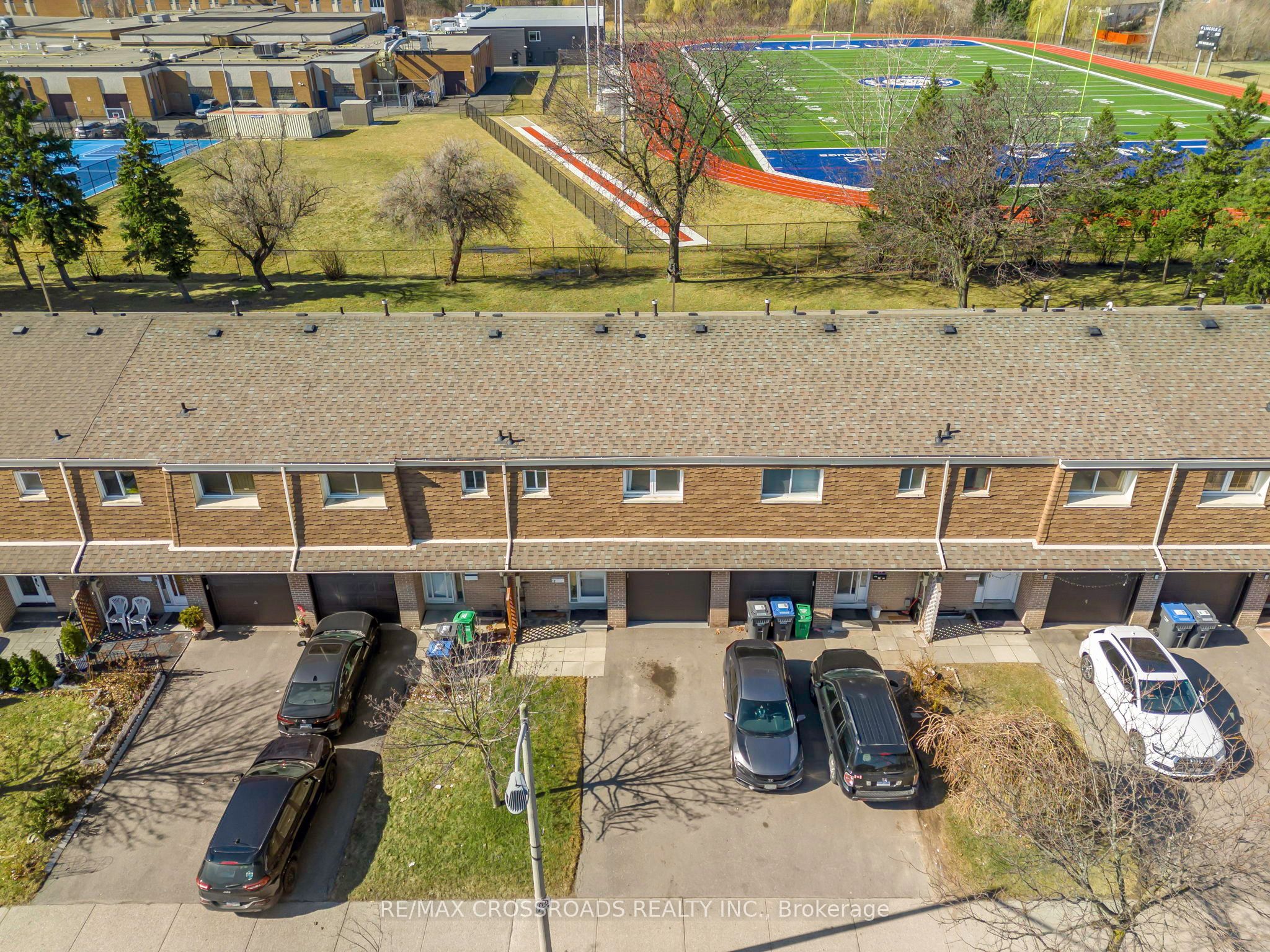 7450 Darcel Avenue 12, Mississauga, ON L4T 2X7 photo 4