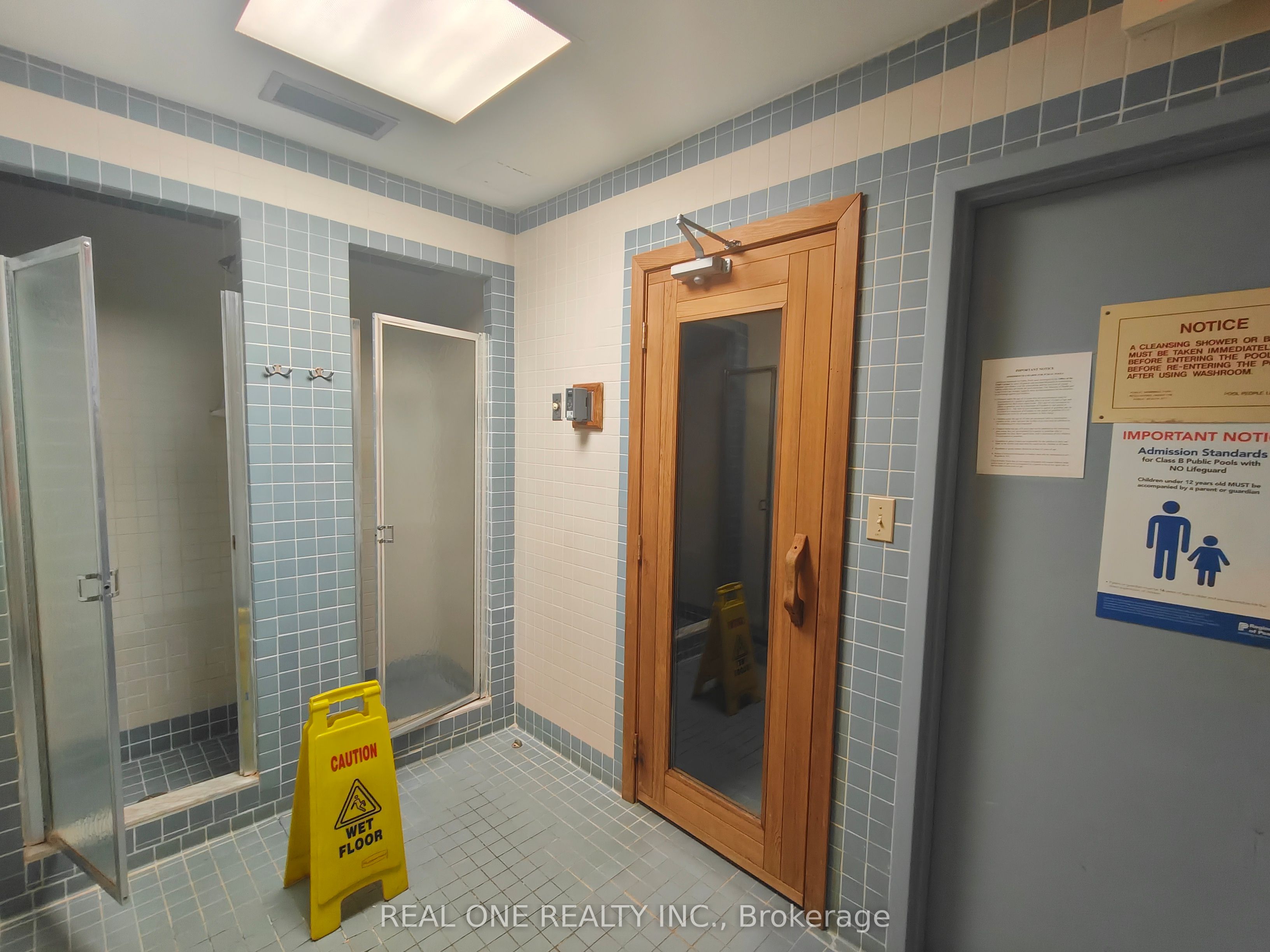 880 Dundas Street W 1404, Mississauga, ON L5C 4H3 photo 5