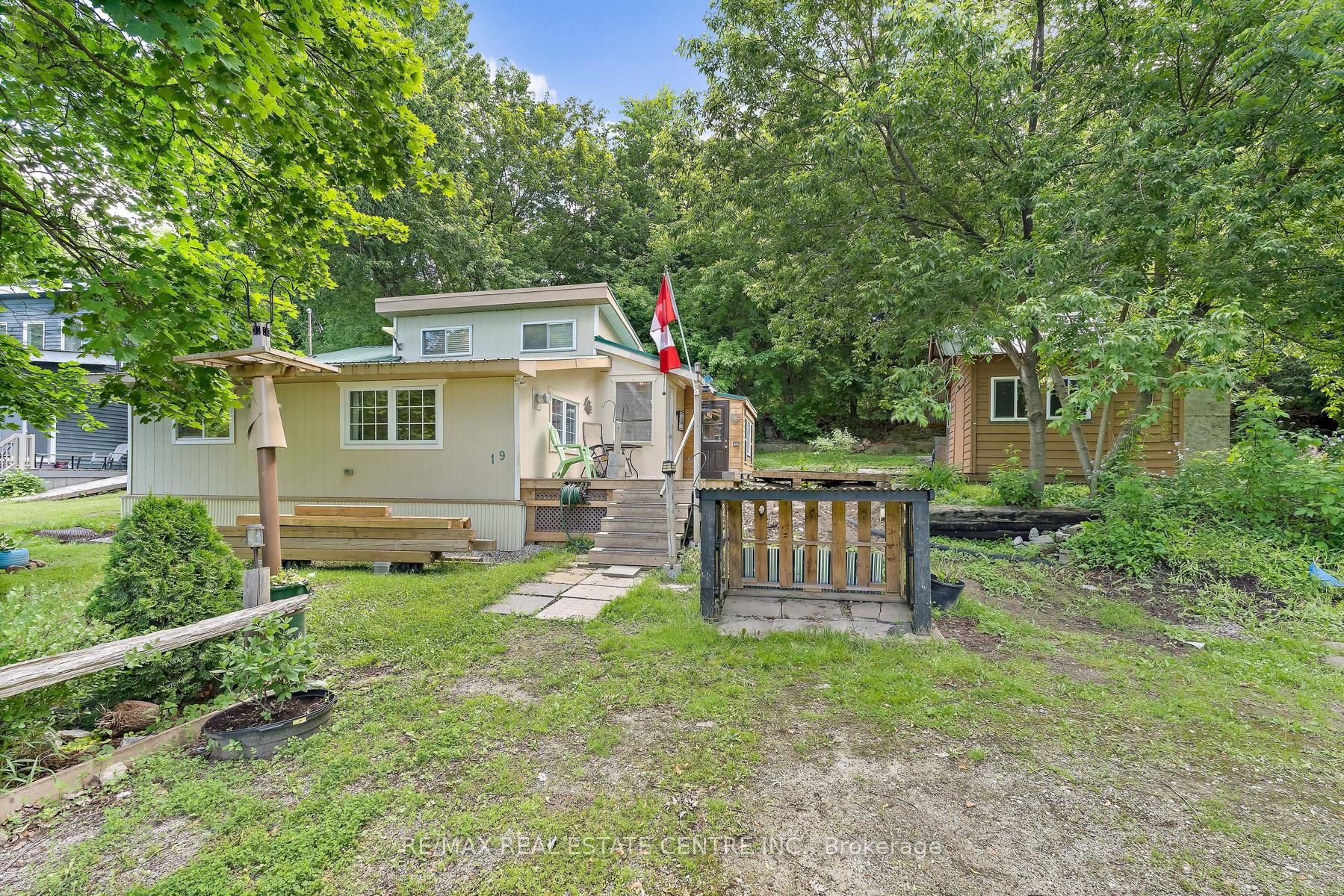 19 Old Pavillion Road, Caledon, ON L7C 3J8 photo 4