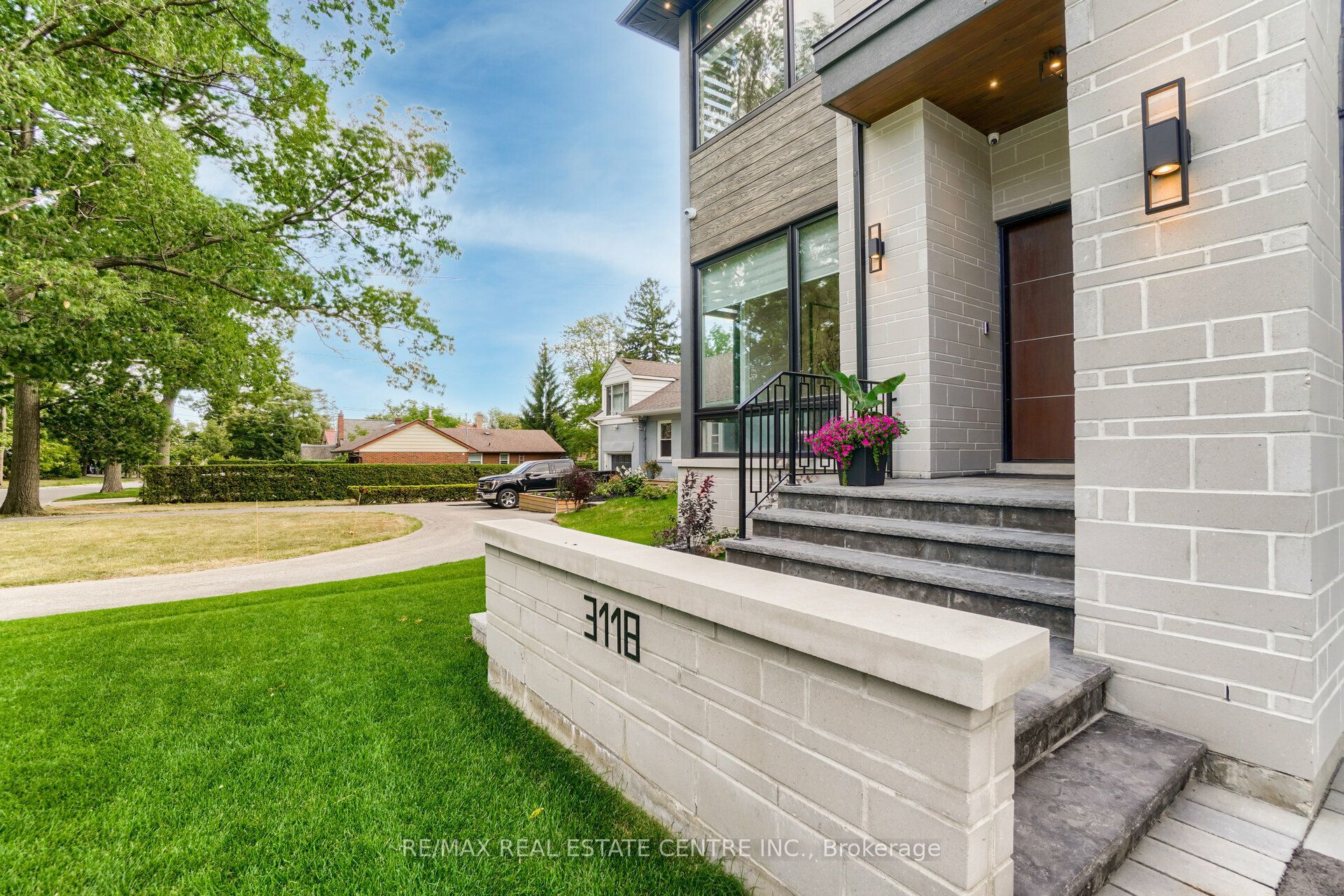 3118 Given Road, Mississauga, ON L5A 2N3 photo 3