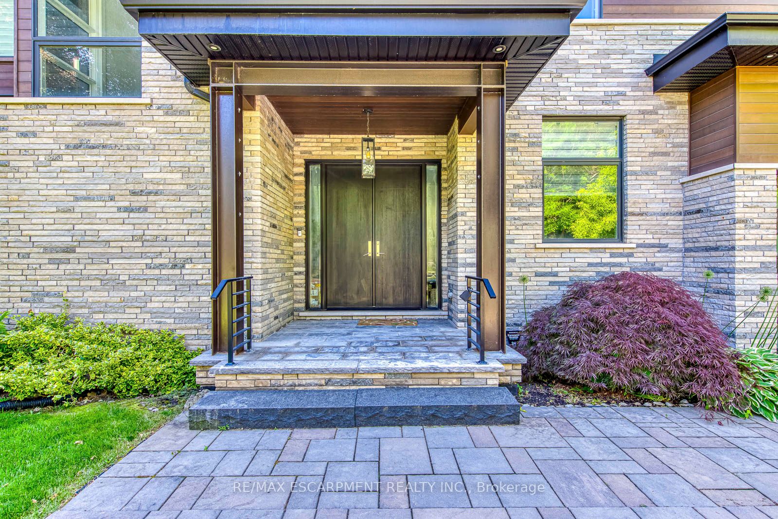 2104 DEVON Road, Oakville, ON L6J 2N2 photo 3