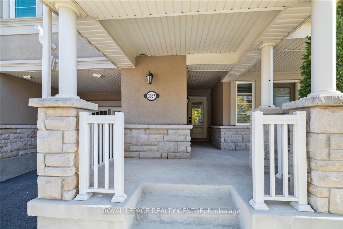 3087 Mistletoe Gardens, Oakville, ON L6M 0Y7 photo 3
