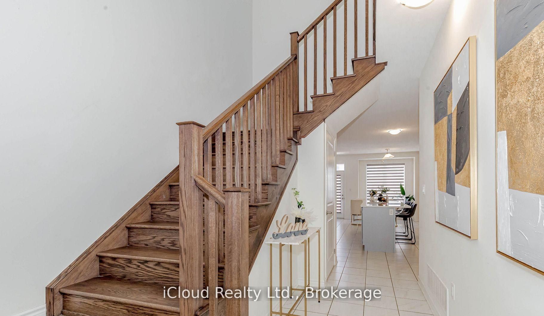 98 Eberly Woods Drive, Caledon, ON L7C 0Y9 photo 5