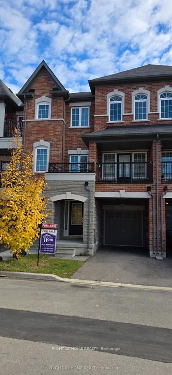 27 Shiff Crescent, Brampton, ON L6Z 0B4
