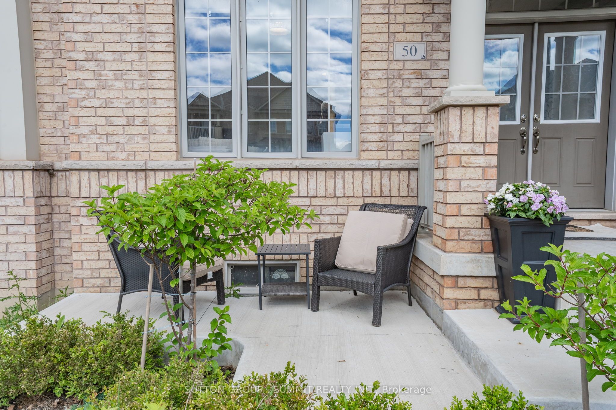 50 BONNIE BRAES Drive, Brampton, ON L6Y 0G8 photo 3