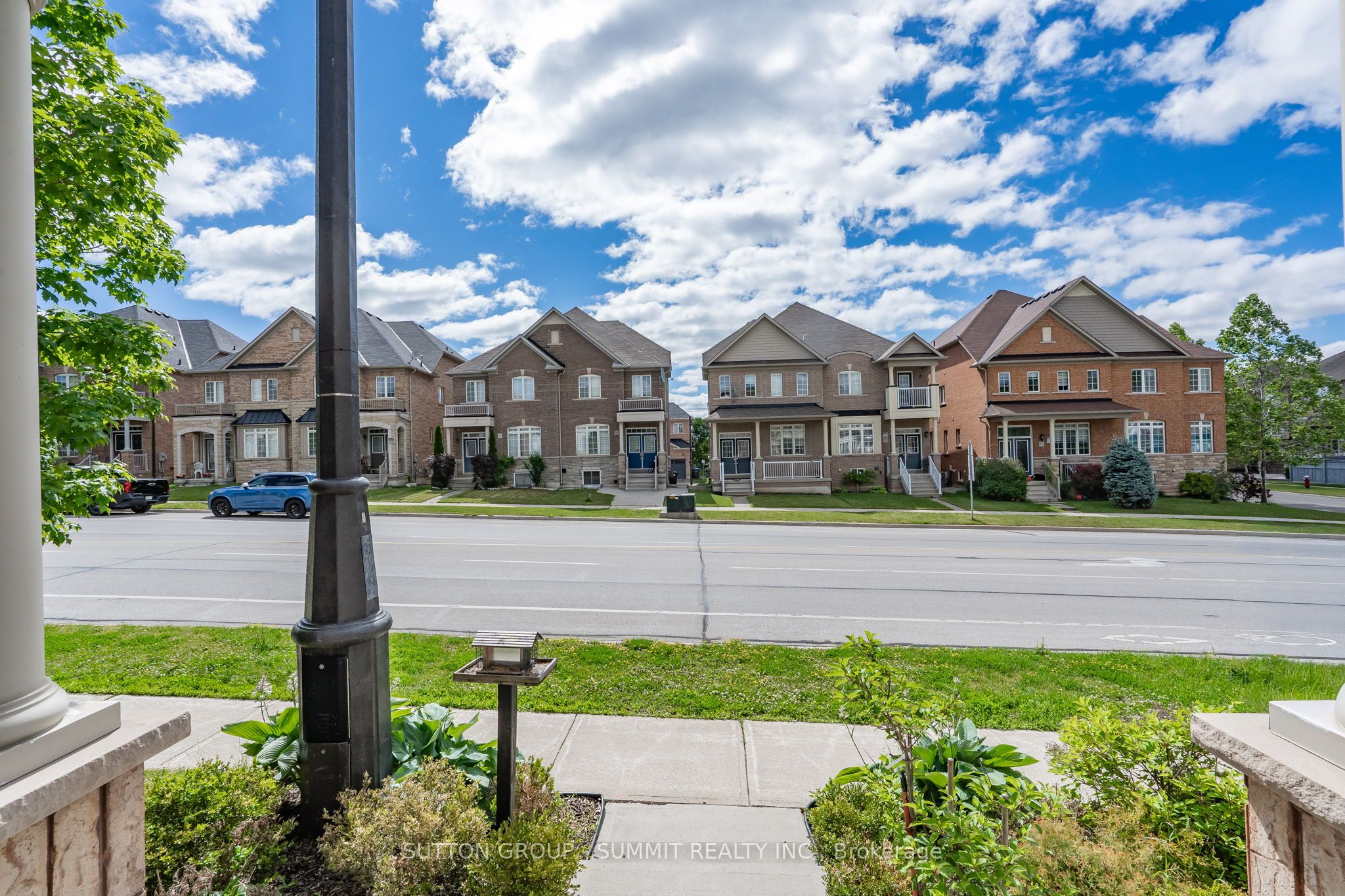 50 BONNIE BRAES Drive, Brampton, ON L6Y 0G8 photo 4