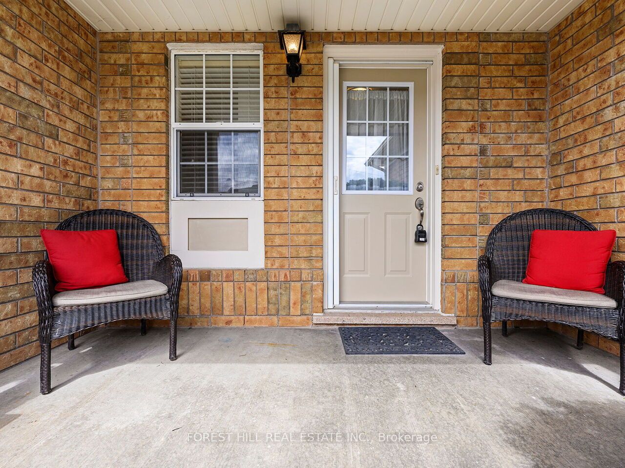 1066 Cooper Avenue, Milton, ON L9T 5W6 photo 3