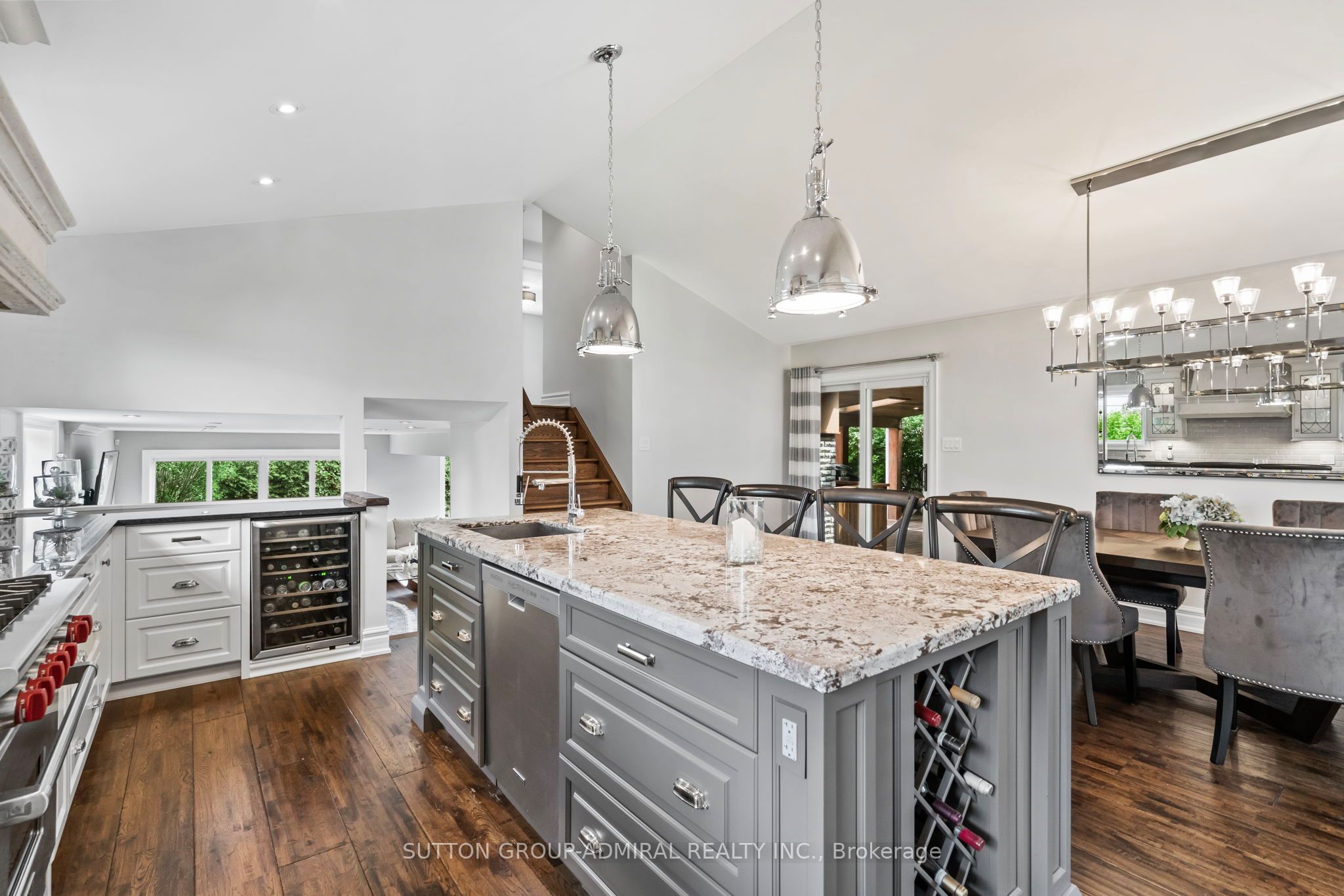 1281 Landfair Crescent, Oakville, ON L6H 2N5 photo 5