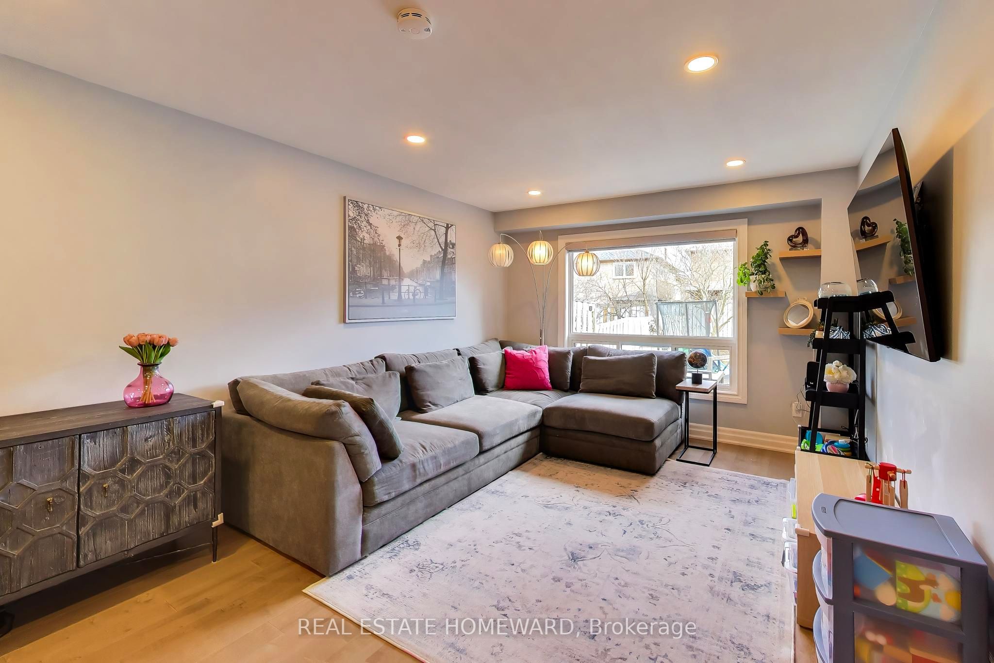 3375 Fenwick Crescent, Mississauga, ON L5L 5N5 photo 4