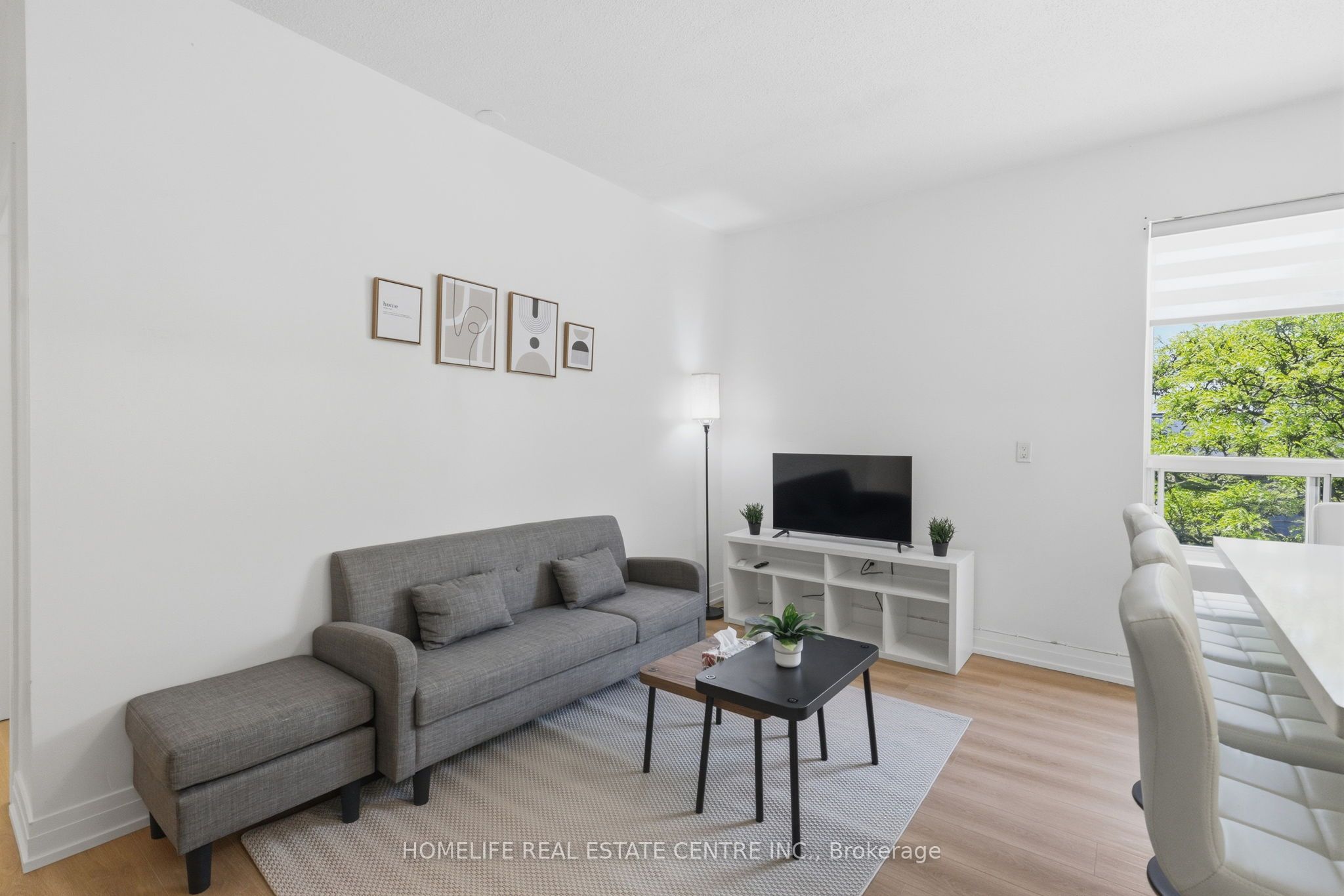 223 Jameson Avenue 201, Toronto, ON M6K 2Y7 photo 4