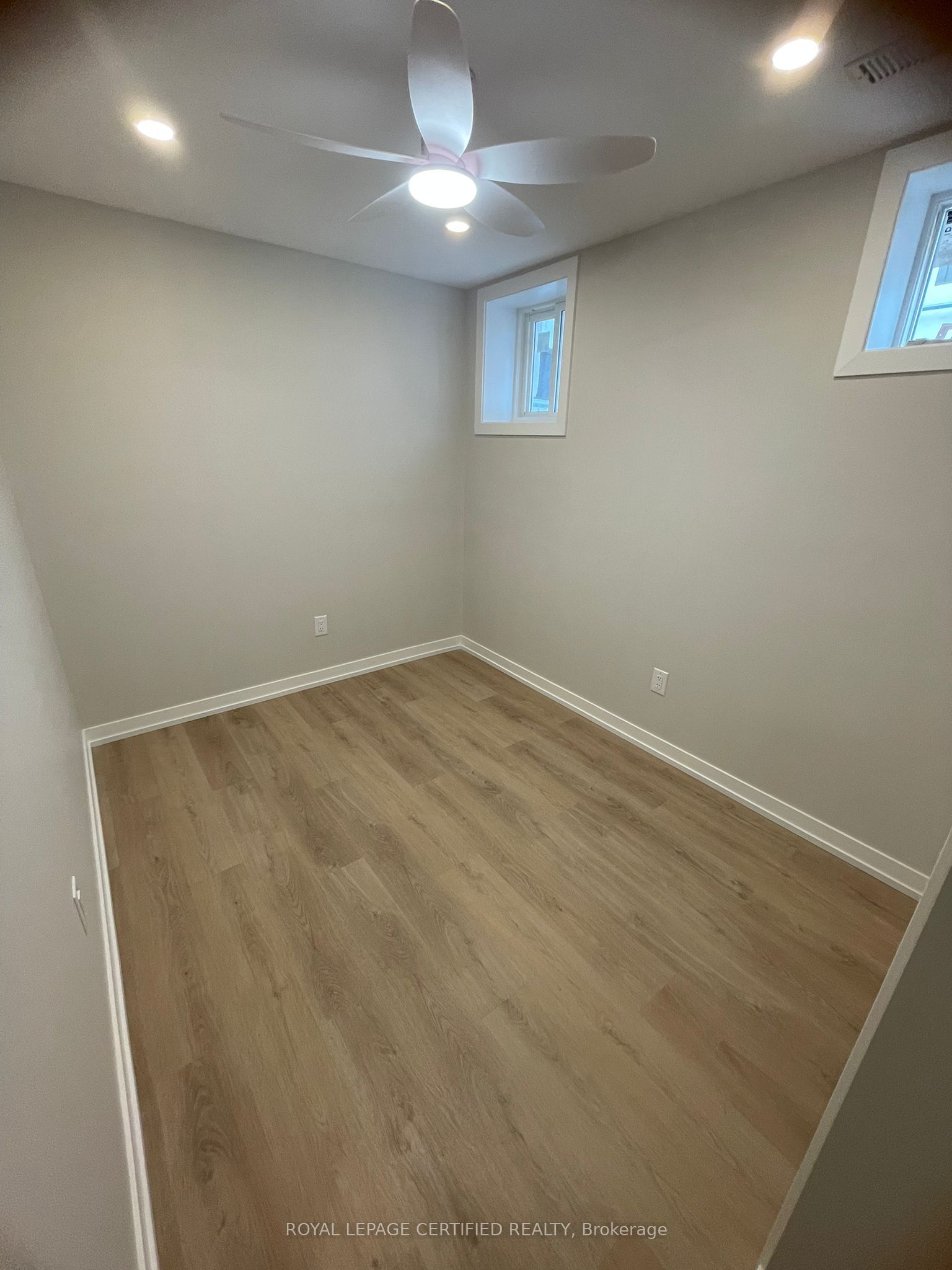 48 Frances Avenue, Toronto, ON M8Y 3K9