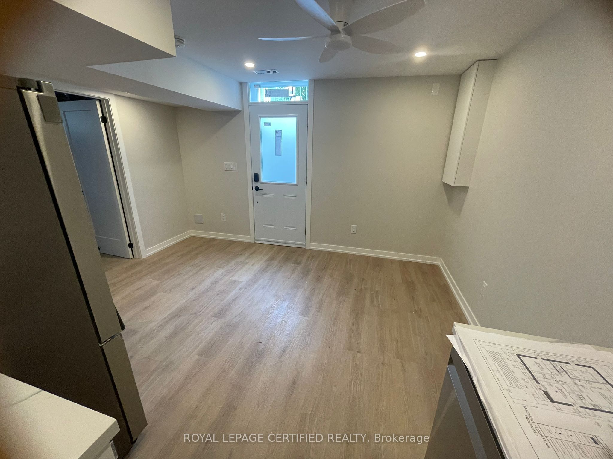 48 Frances Avenue, Toronto, ON M8Y 3K9 photo 5