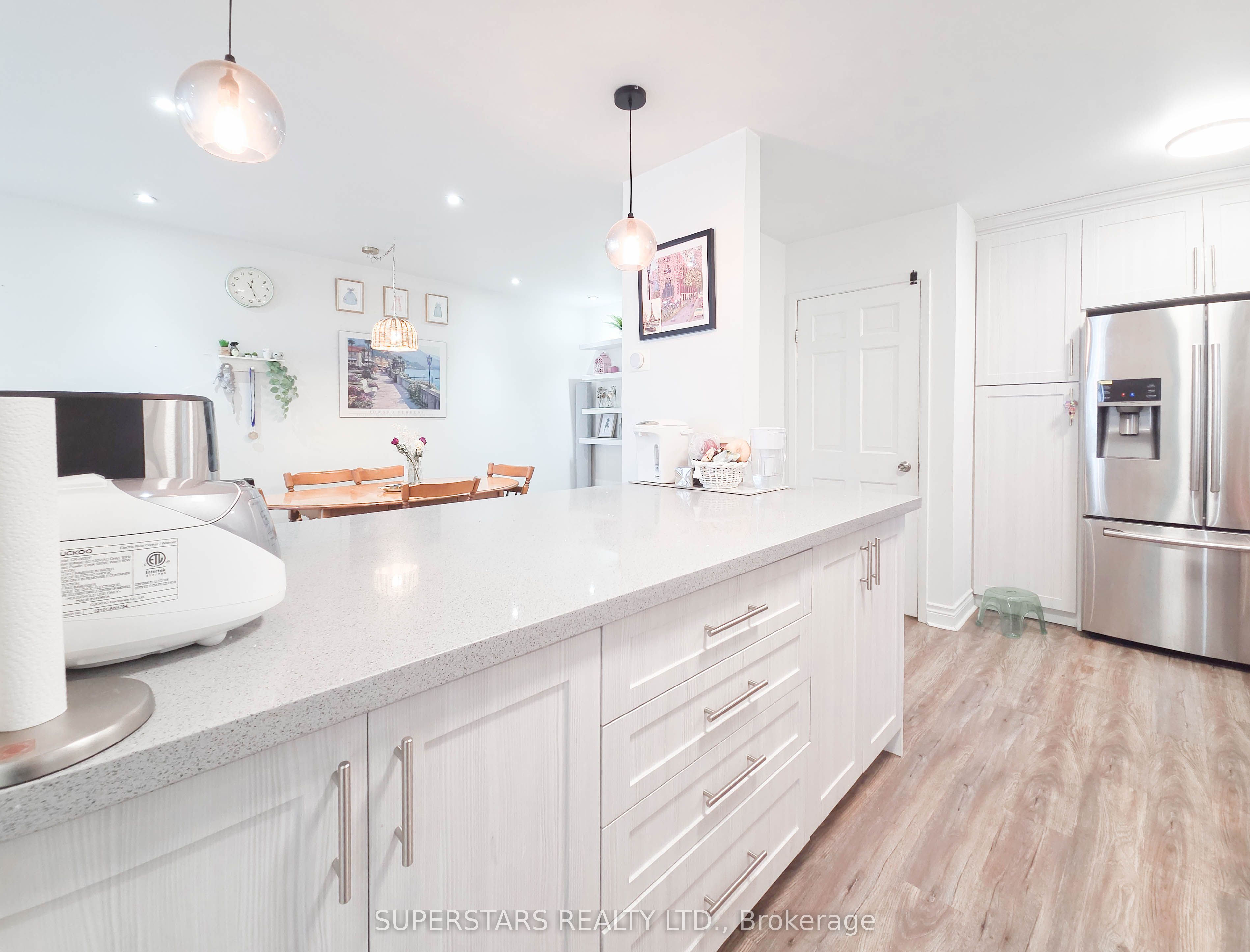 7553 Wildfern Drive, Mississauga, ON L4T 3P7 photo 5