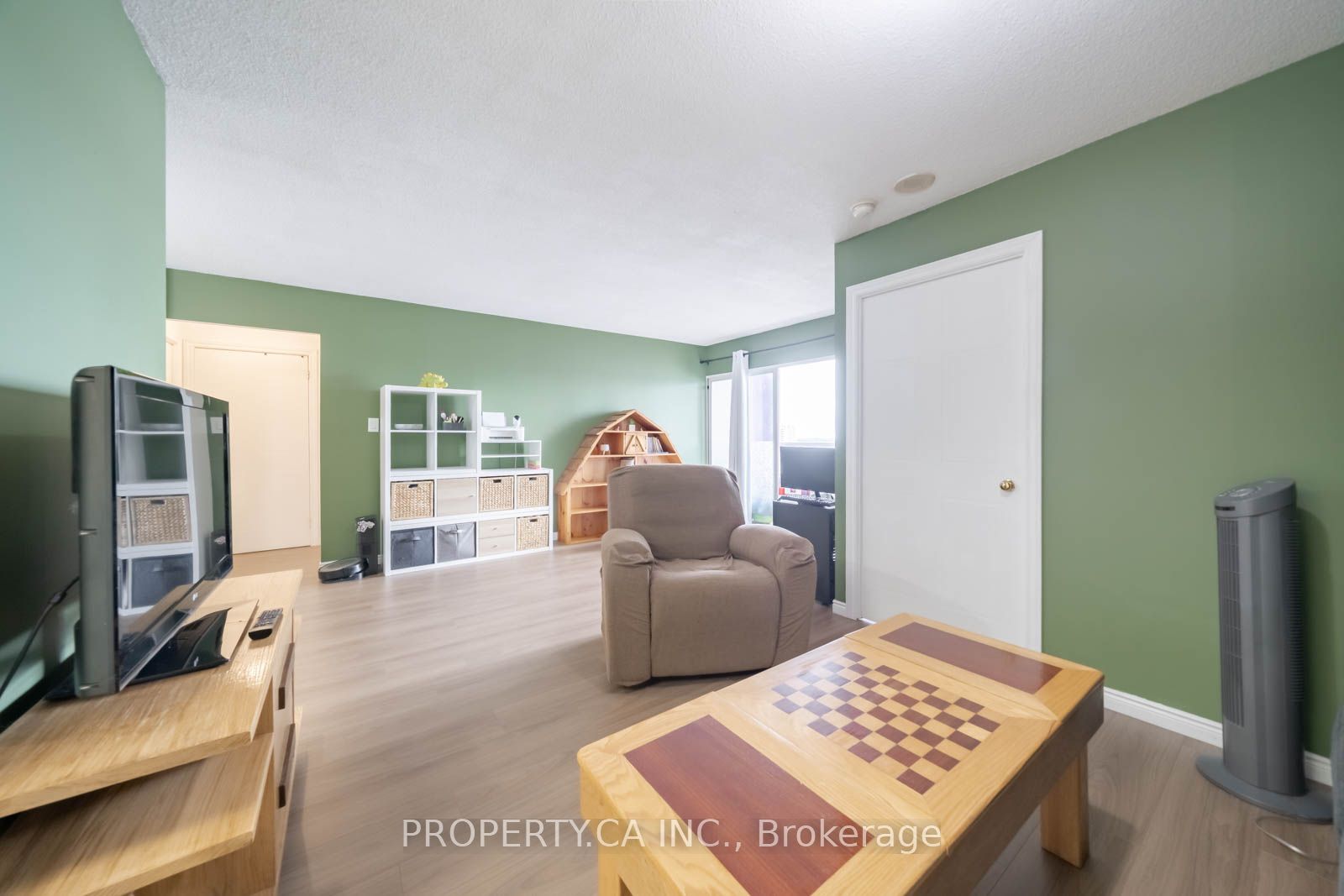 135 Hillcrest Avenue 1115, Mississauga, ON L5B 4B1 photo 5
