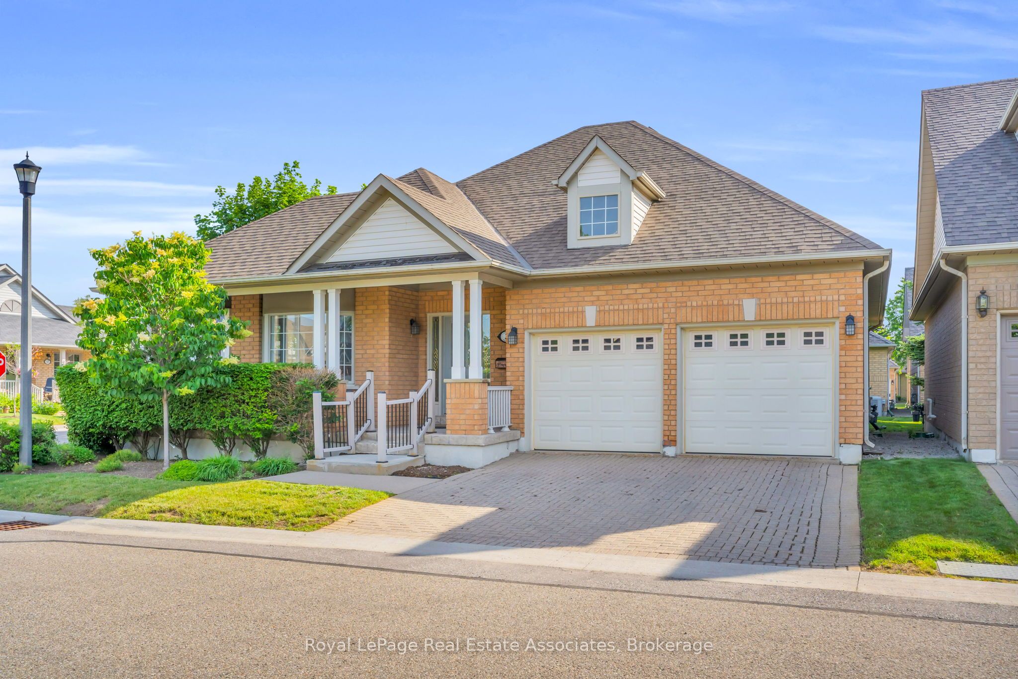 2 Larkdale Terrace 12, Brampton, ON L6R 1W5