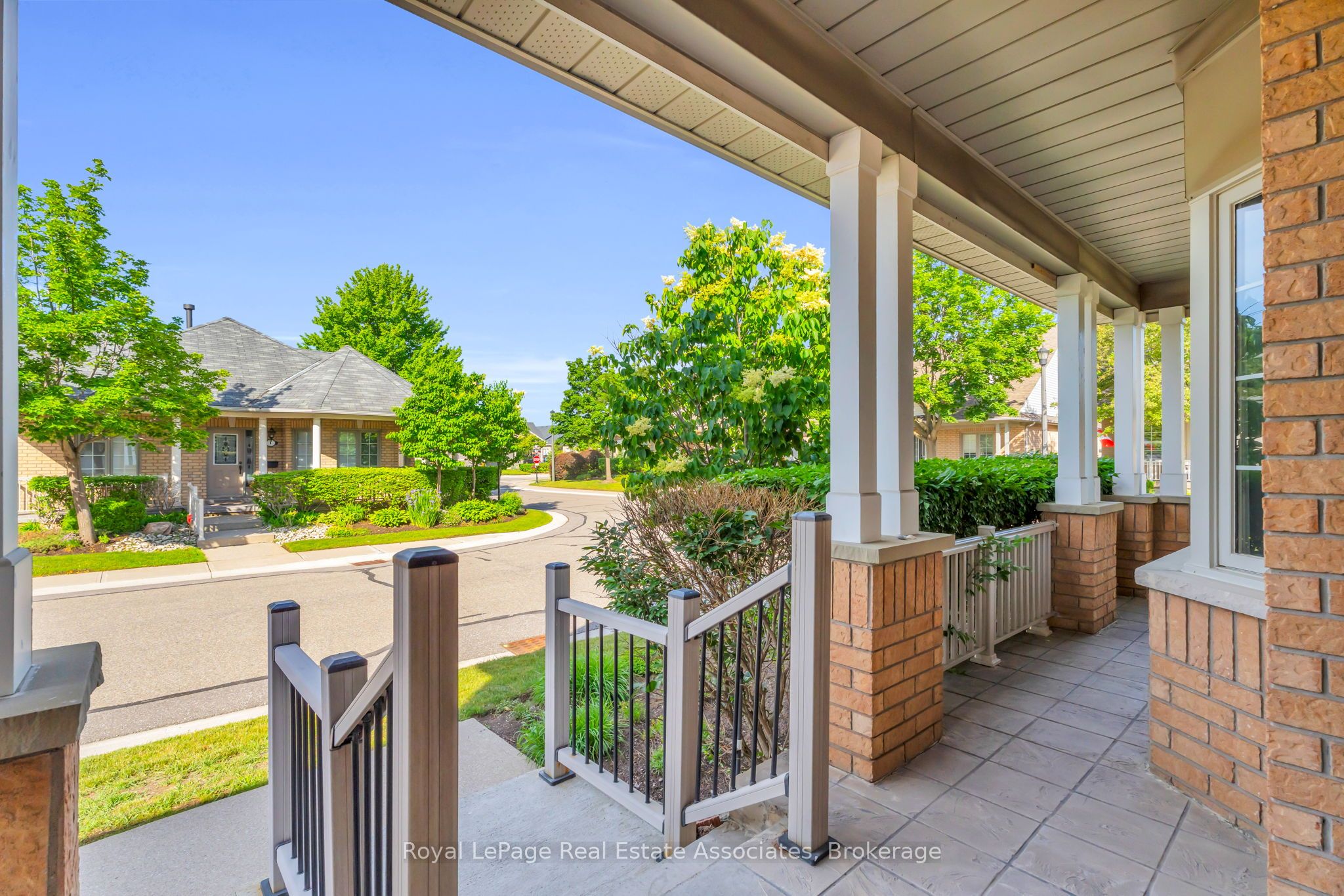 2 Larkdale Terrace 12, Brampton, ON L6R 1W5 photo 3