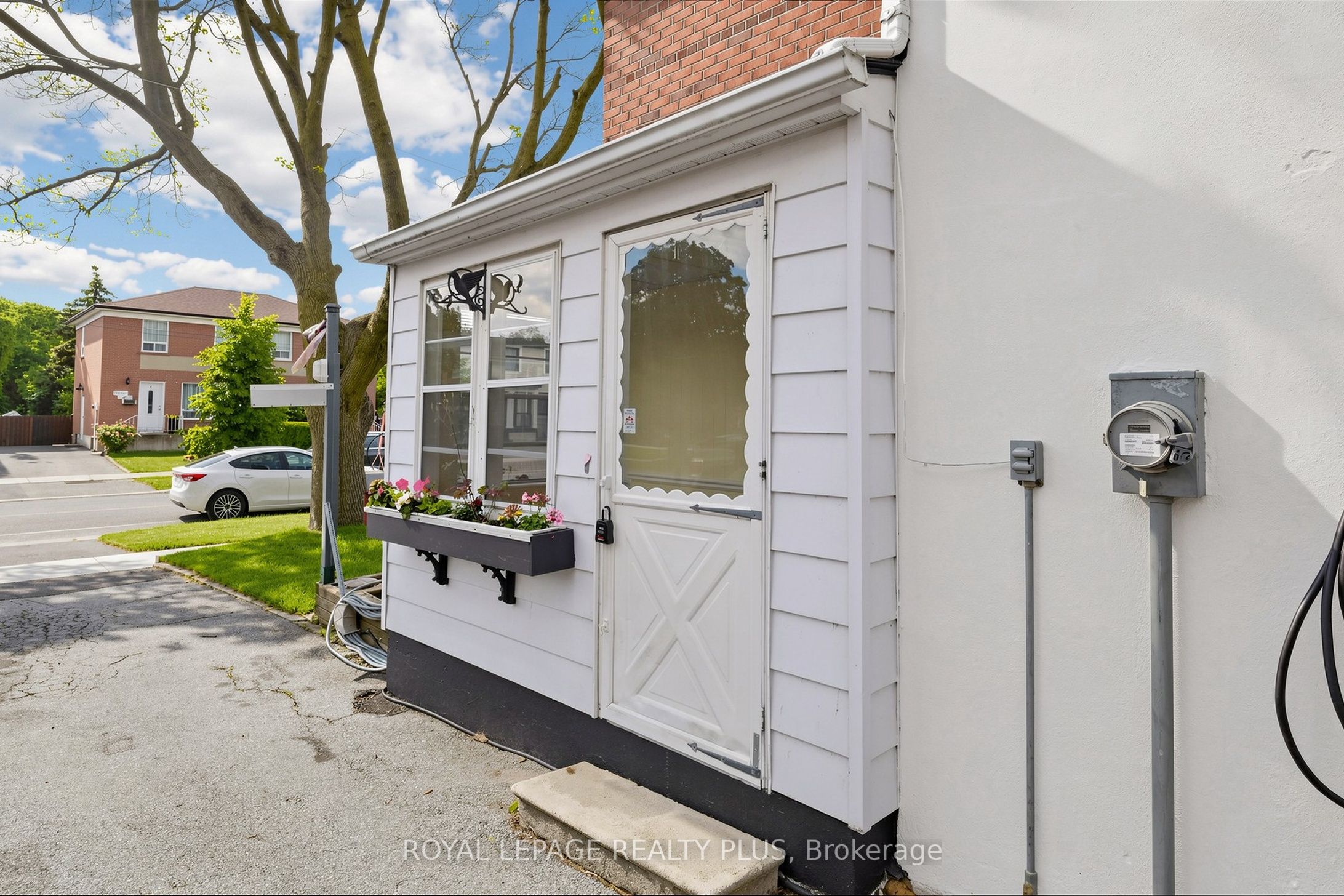2359 Brookhurst Road, Mississauga, ON L5J 1R1 photo 3