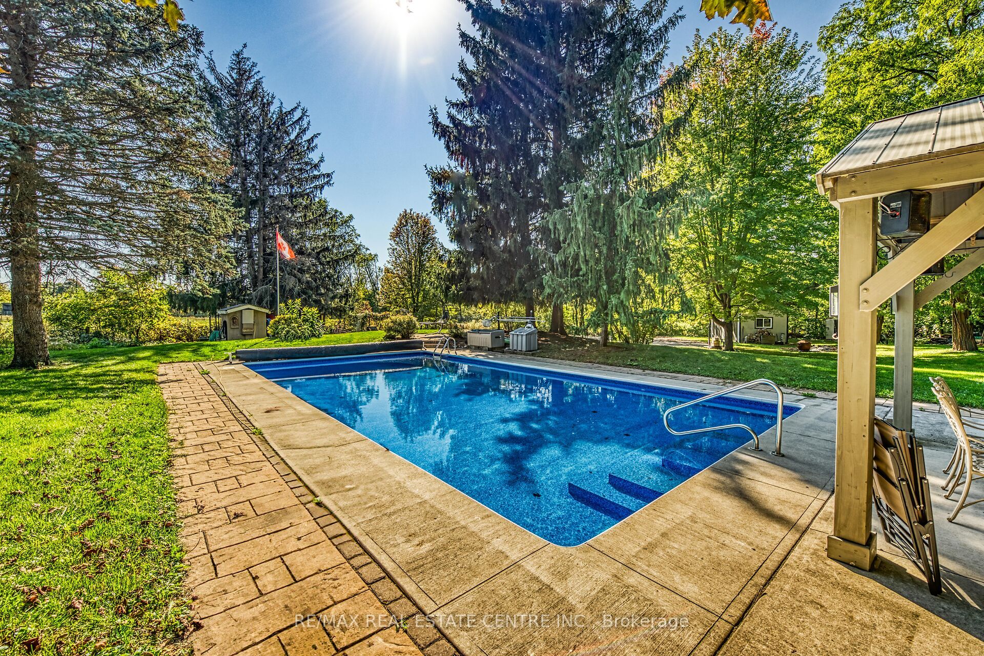 5590 Blind Line, Burlington, ON L7P 0B2 photo 5