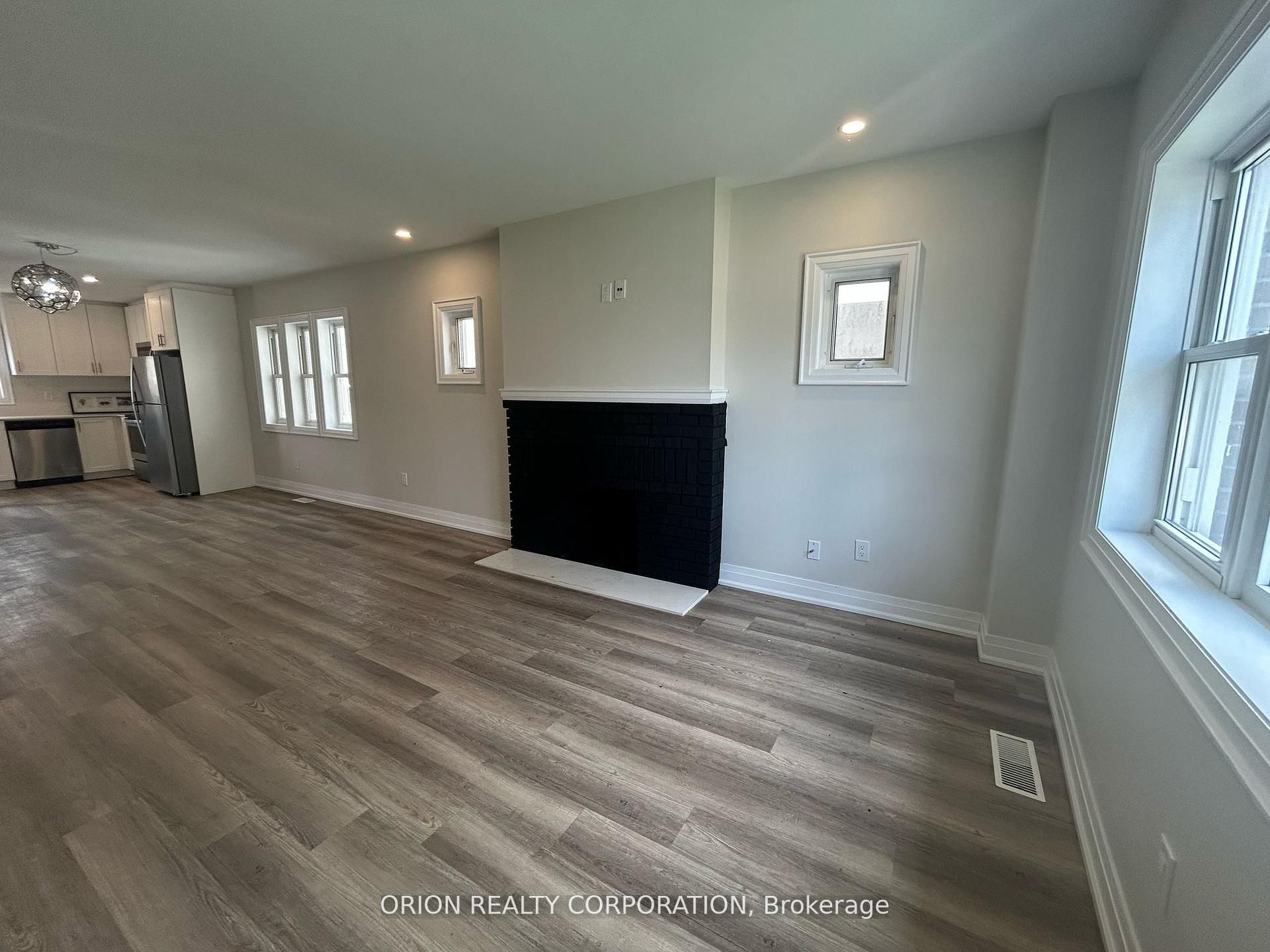 1016 Haig Boulevard, Mississauga, ON L5E 2M5 photo 5