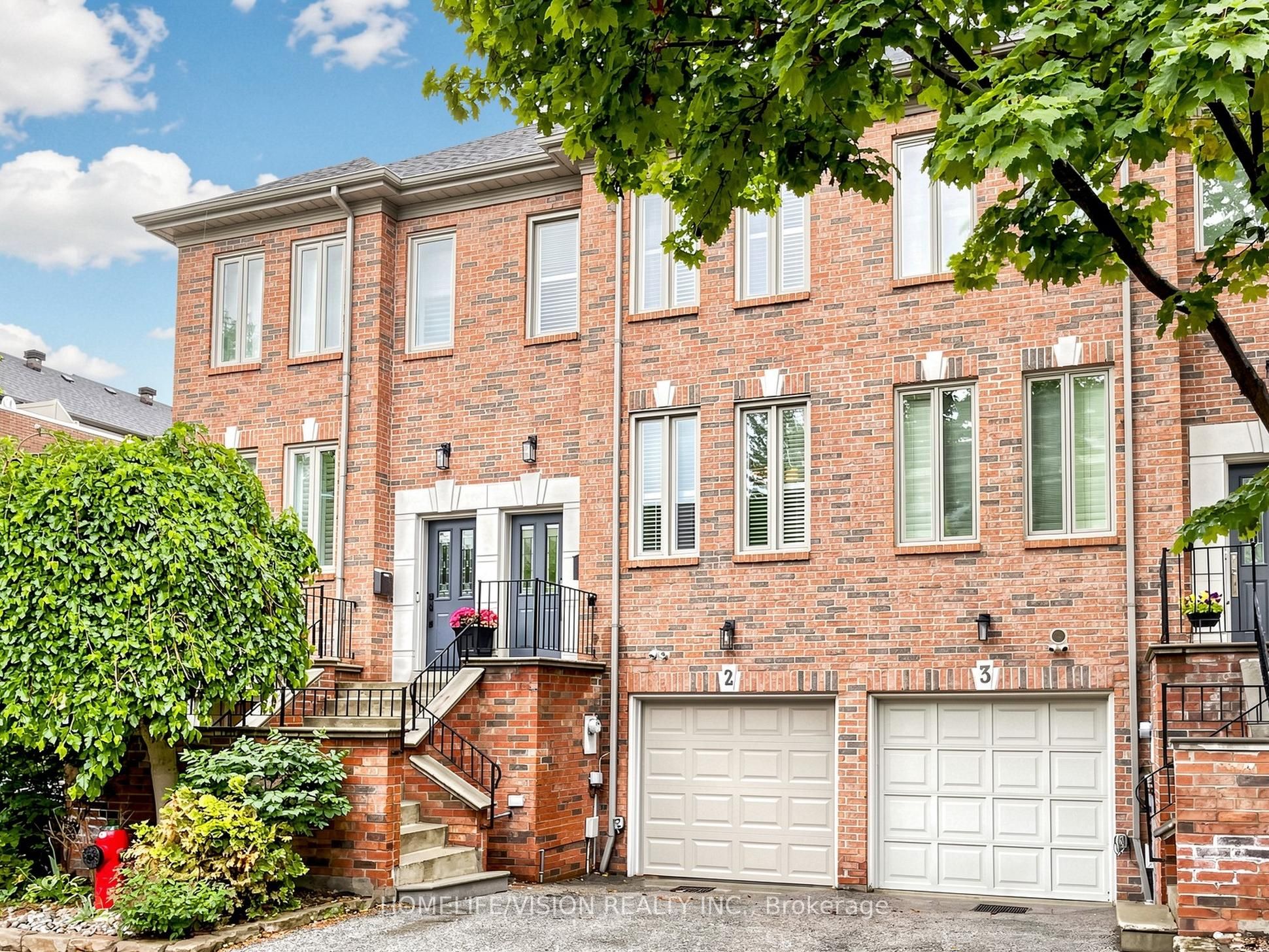 175 Grand Avenue Th2, Toronto, ON M8Y 3Y3 photo 3