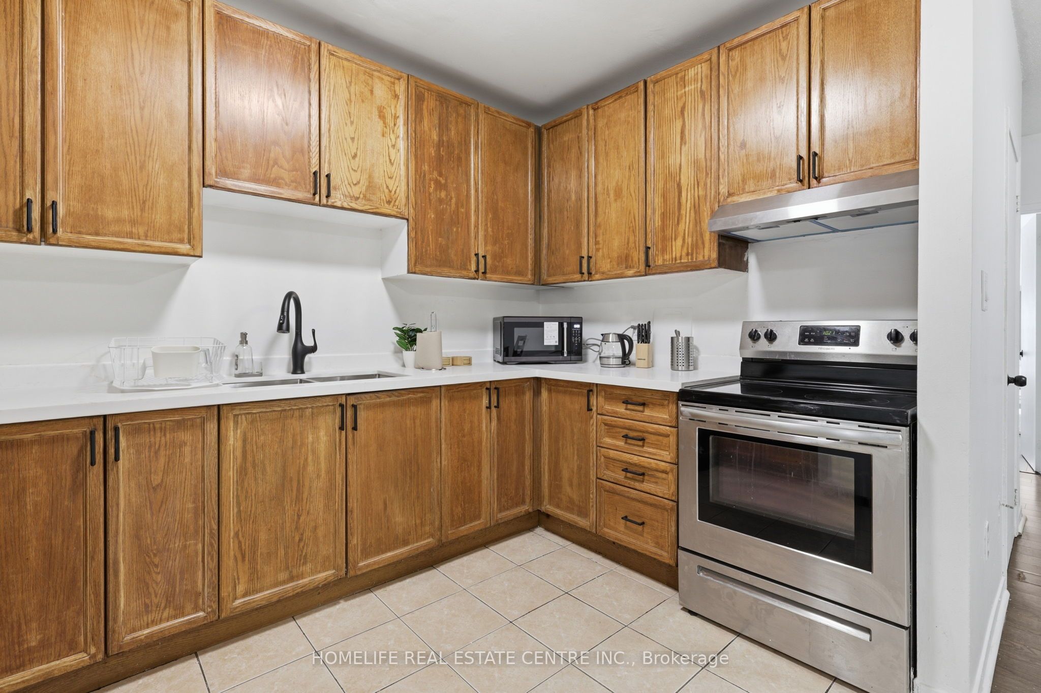 223 Jameson Avenue 303, Toronto, ON M6K 2Y7 photo 5